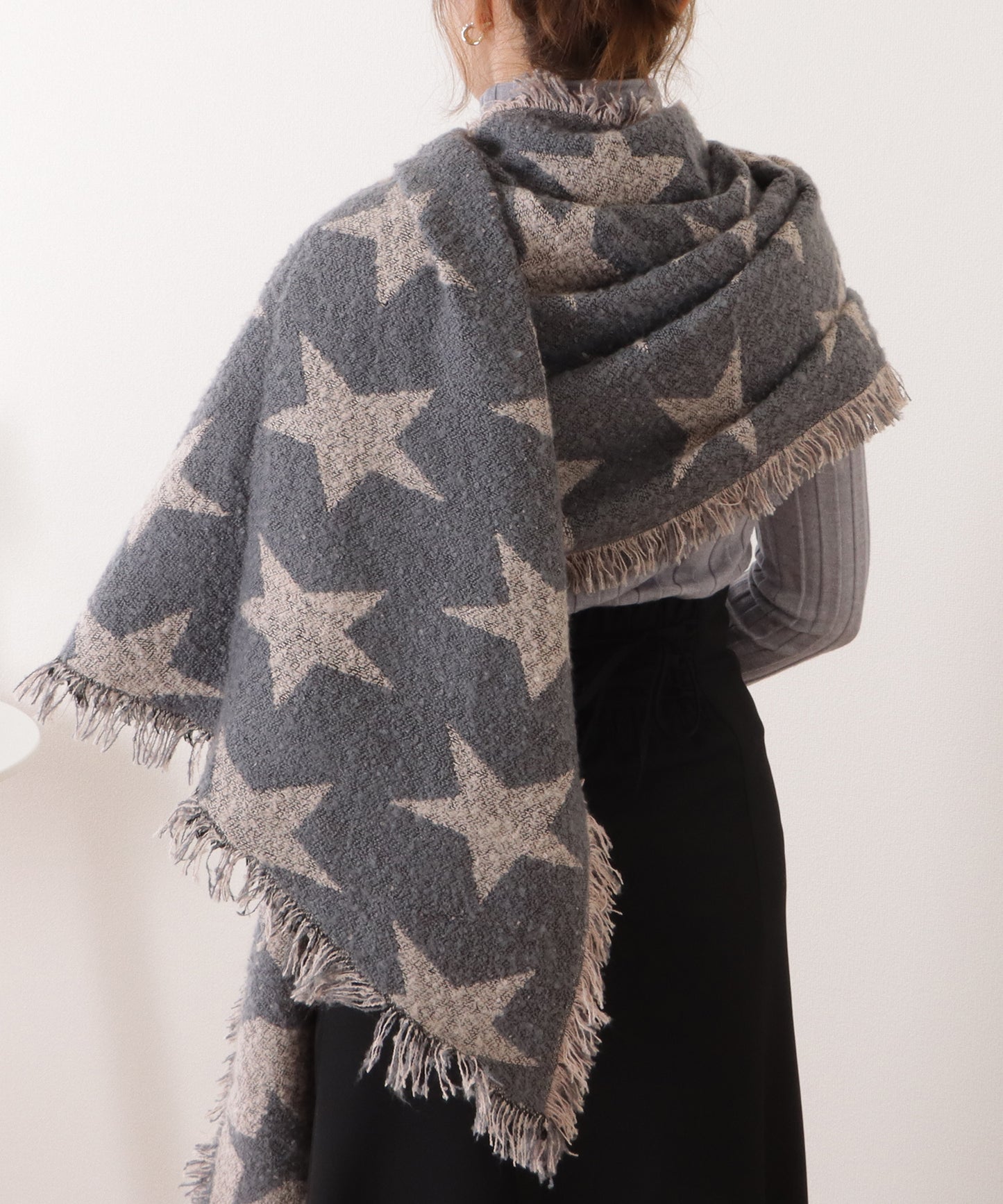 星柄ボリュームフリンジニットマフラー