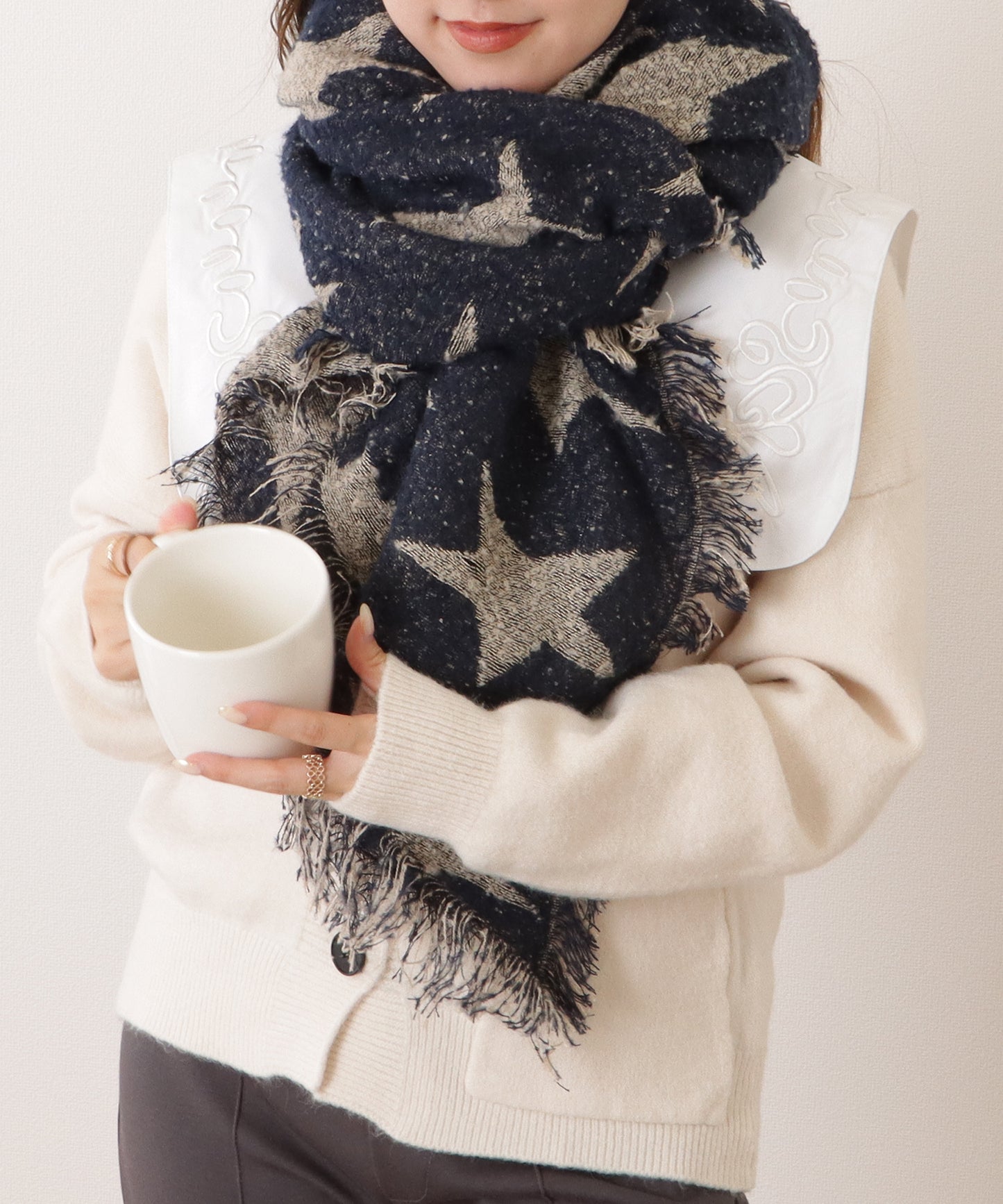 星柄ボリュームフリンジニットマフラー