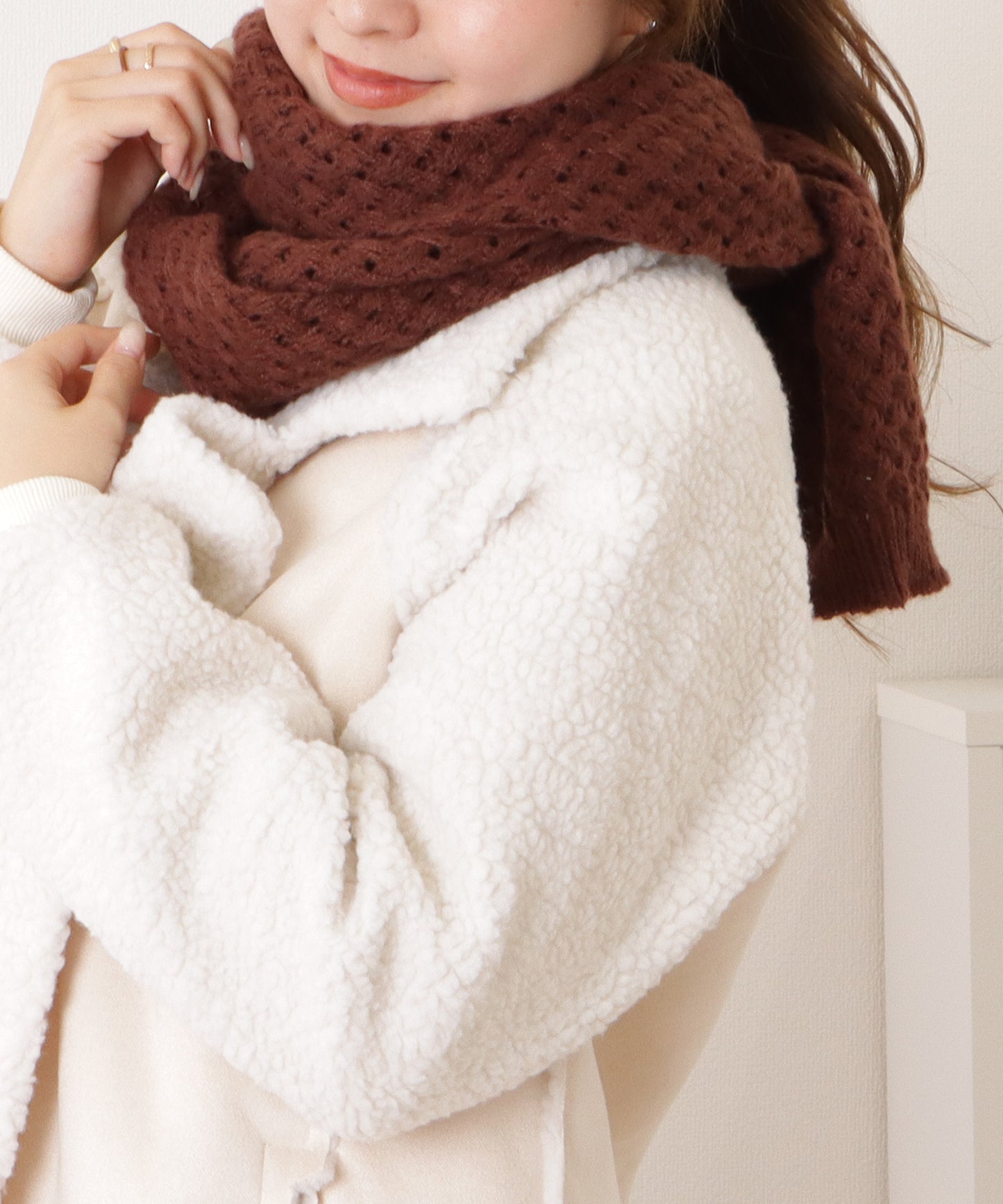 ベーシックカラー凹凸ボリュームニットマフラー