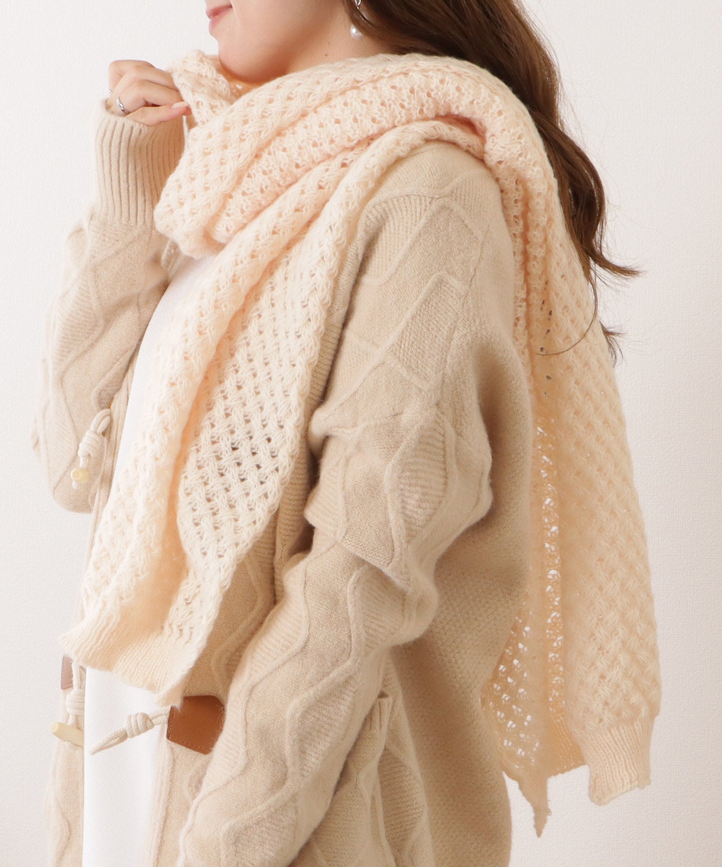 ベーシックカラー凹凸ボリュームニットマフラー