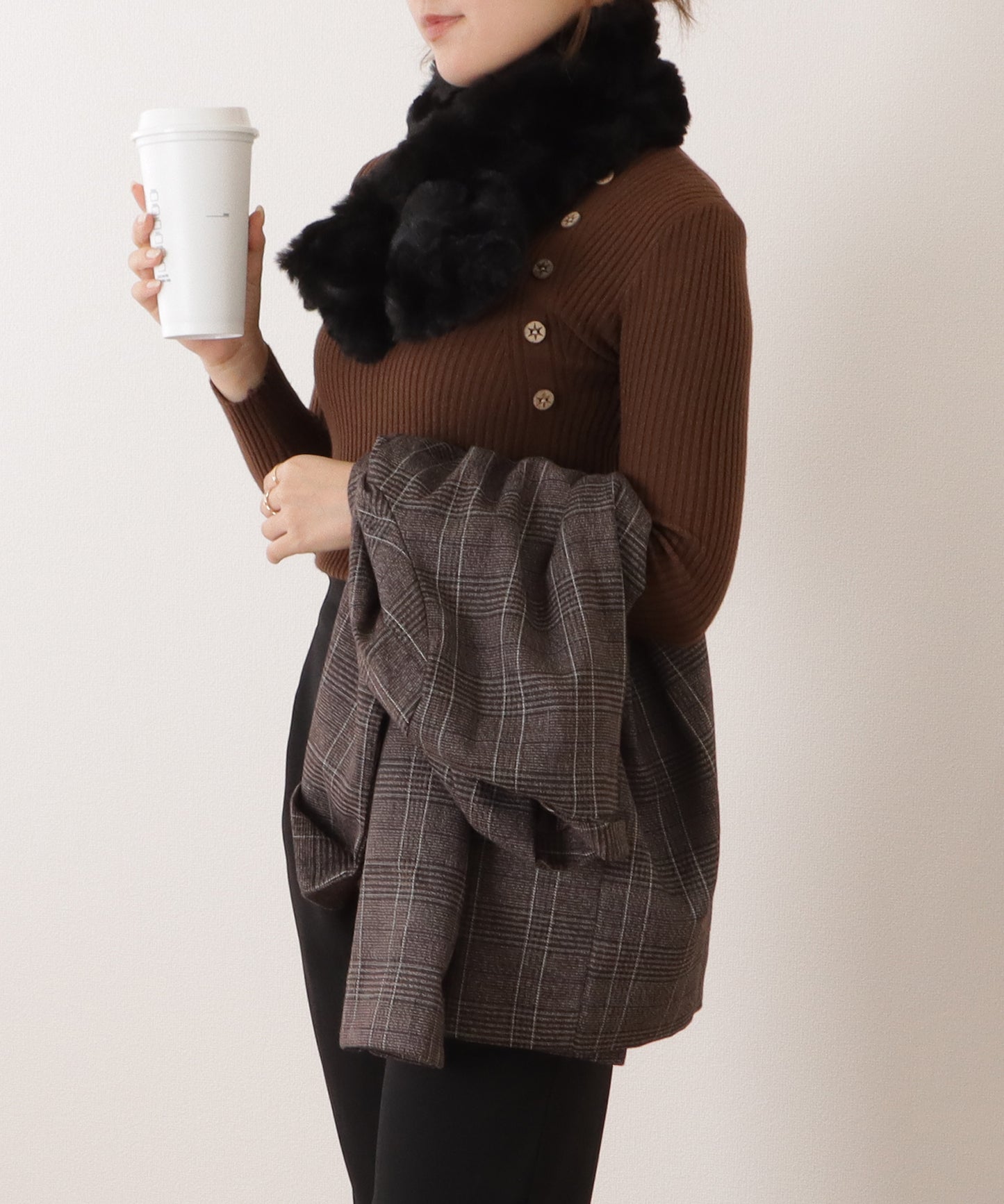 ラビット風シンプルクロスファーティペット