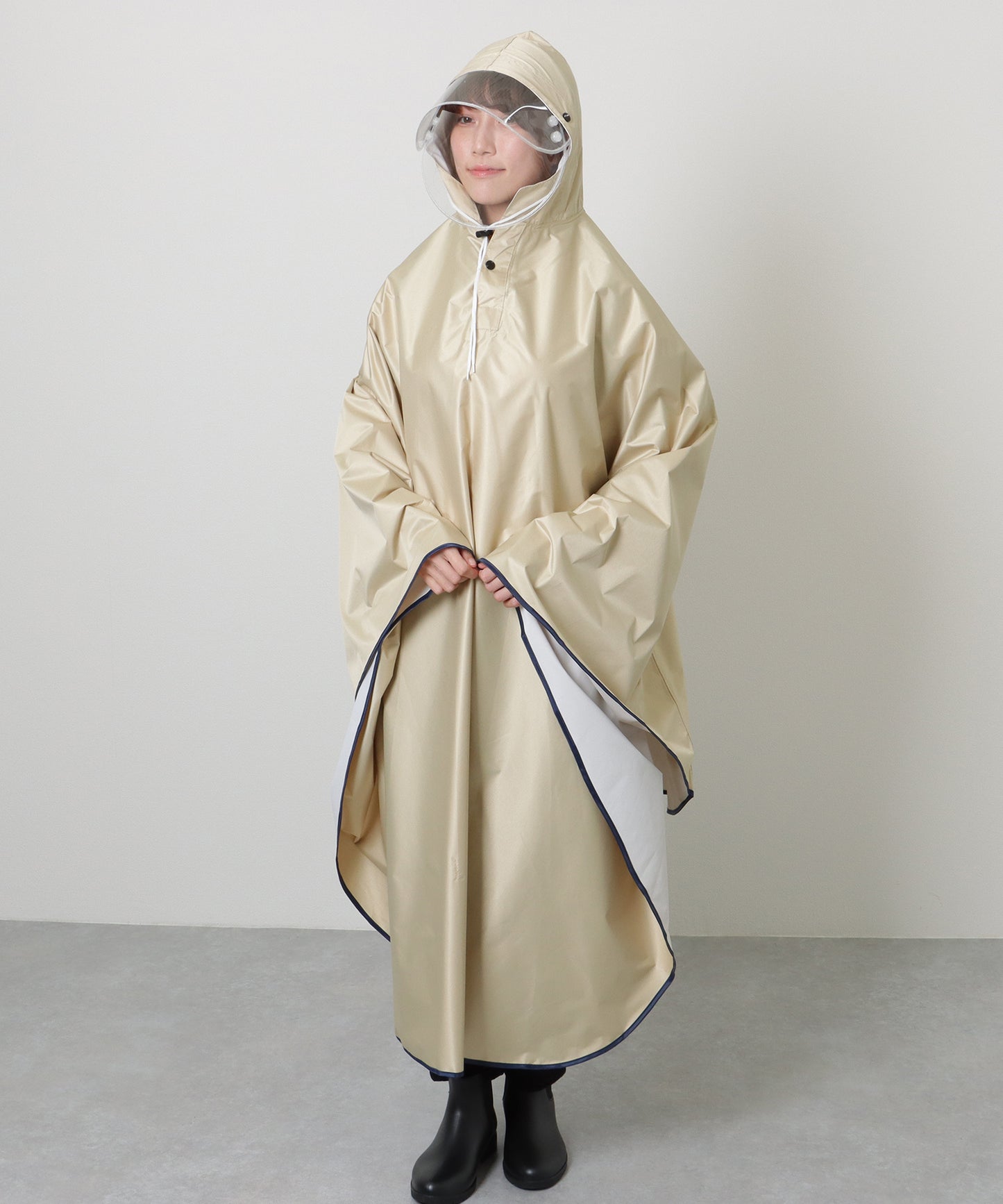 オーバーサイズ ソリッドカラー バイザー付き レイン ポンチョ