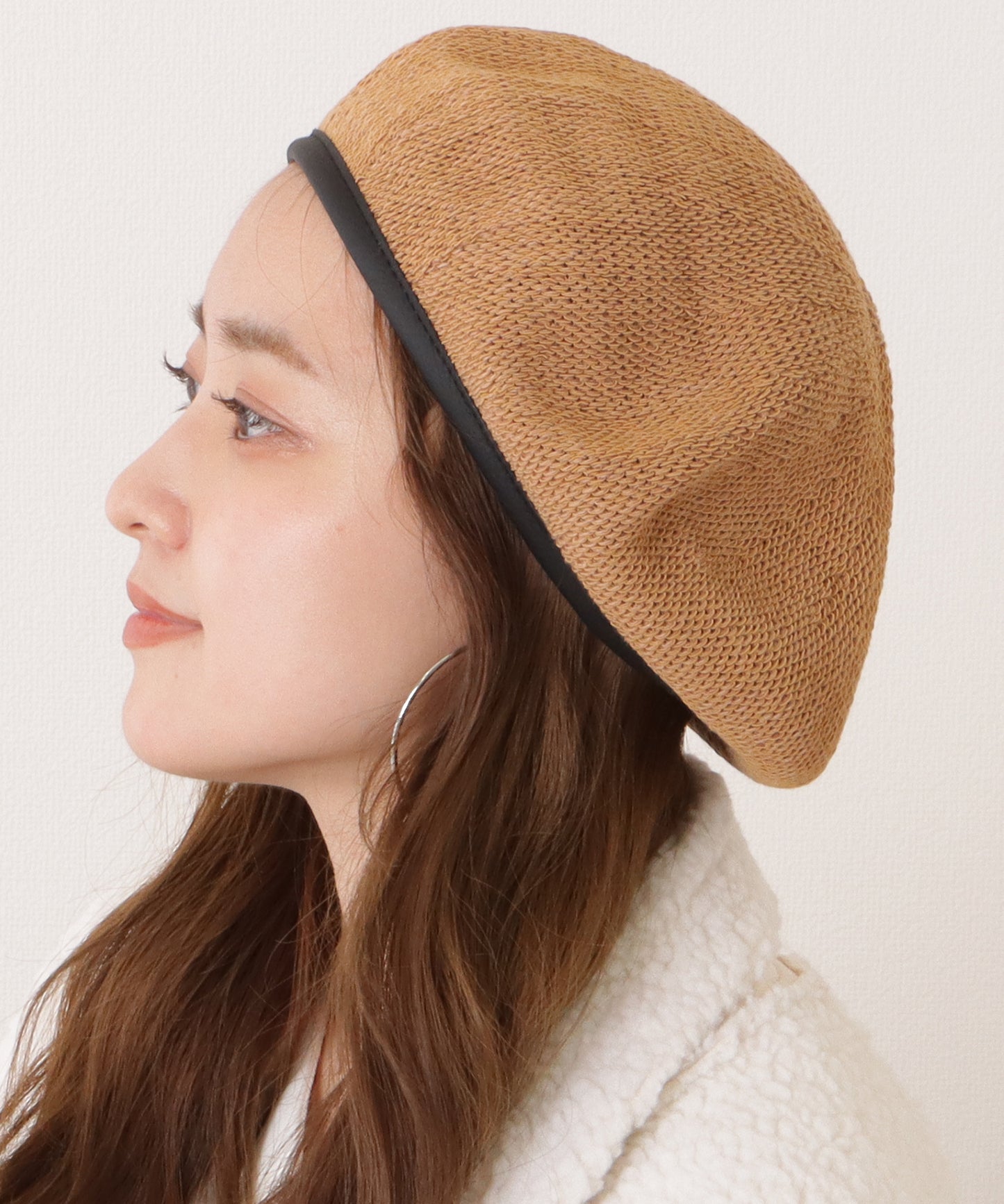 レザー調パイピングメッシュベレー帽