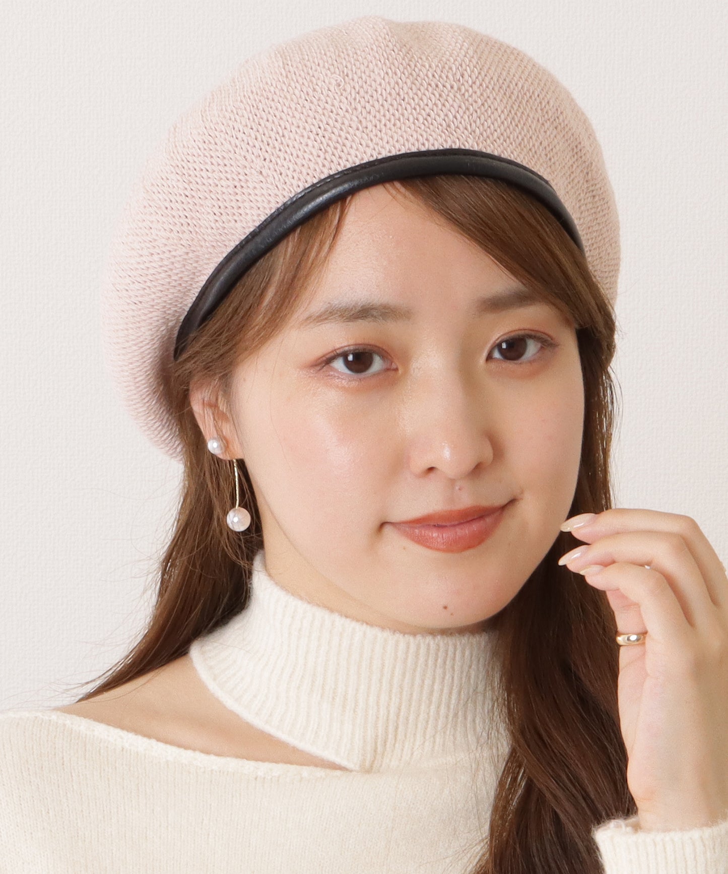 レザー調パイピングメッシュベレー帽