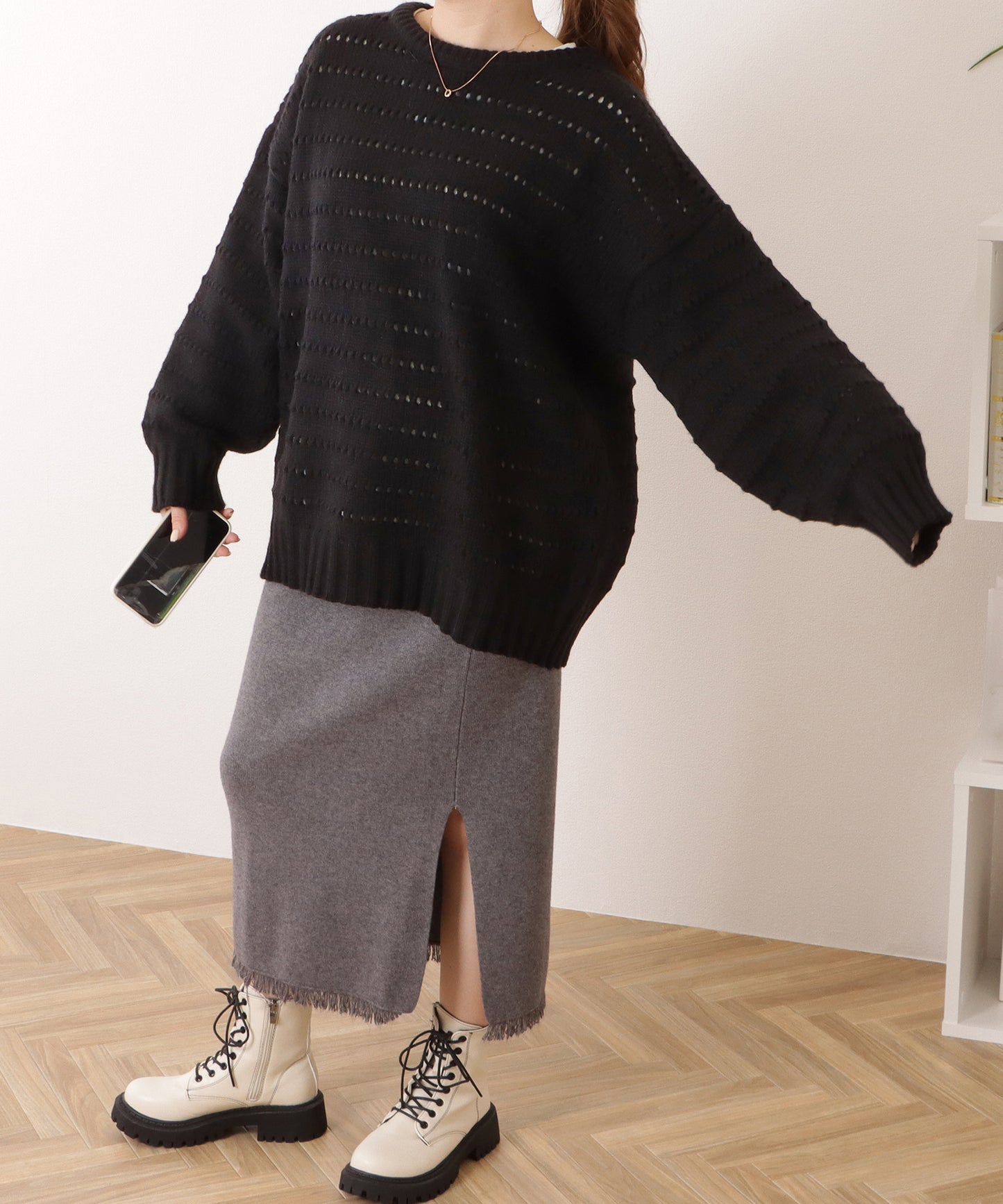 アイレットゆるニット長袖プルオーバー