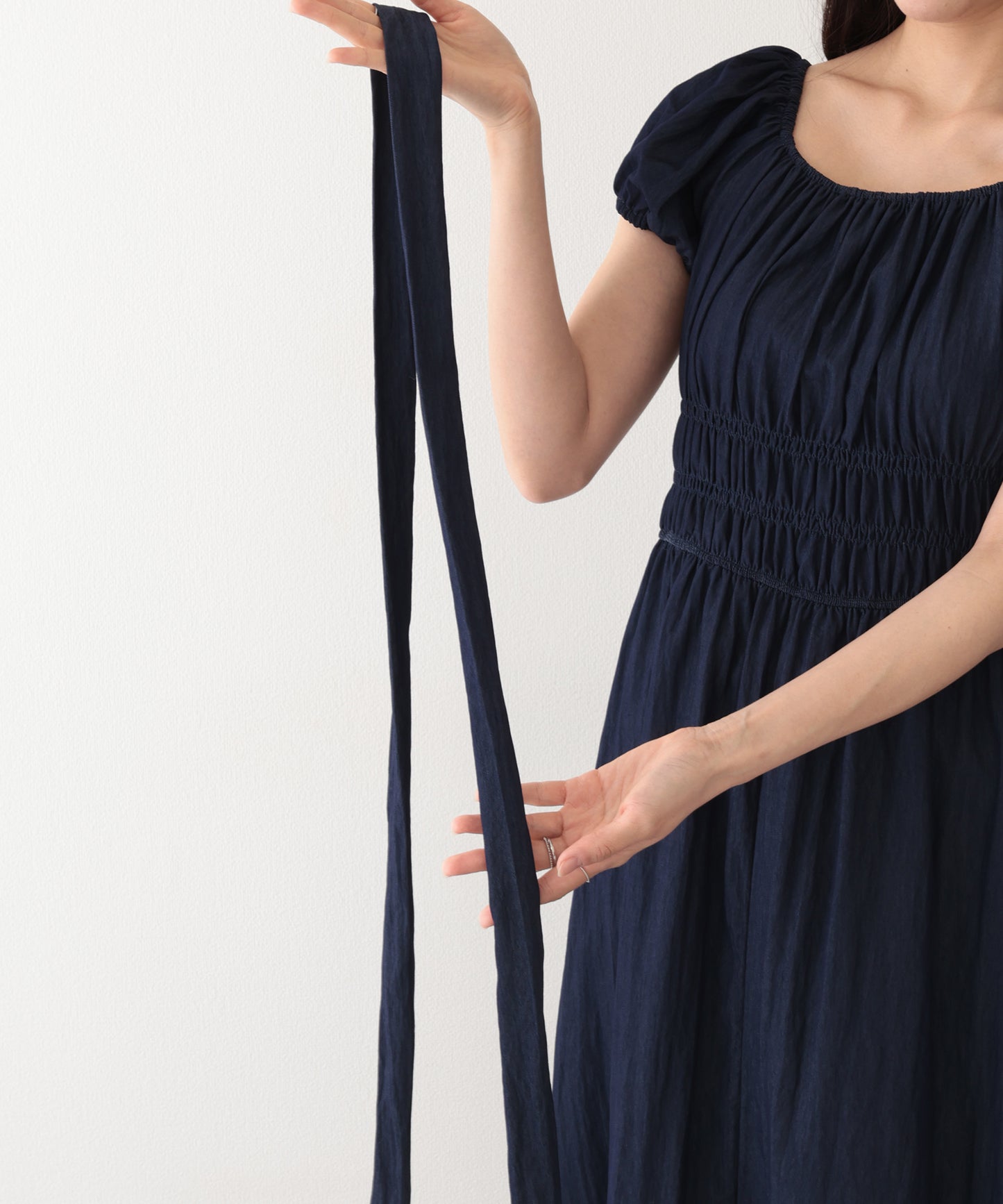 タイ付き パフスリーブ ギャザー ロング ワンピース