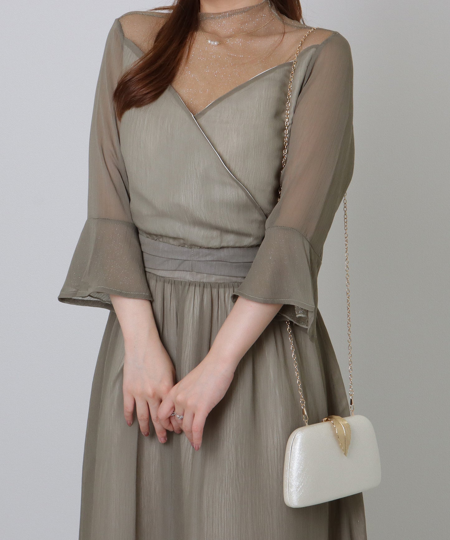 リーフモチーフ付き コンパクト 2WAY チェーン ショルダー バッグ