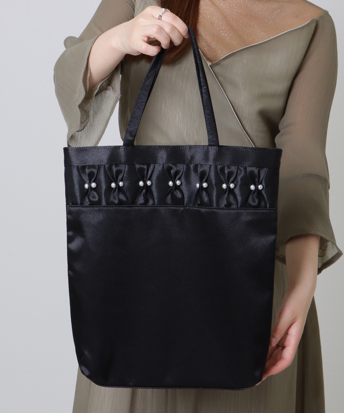 パール リボン スクエア スナップ付き トートバッグ