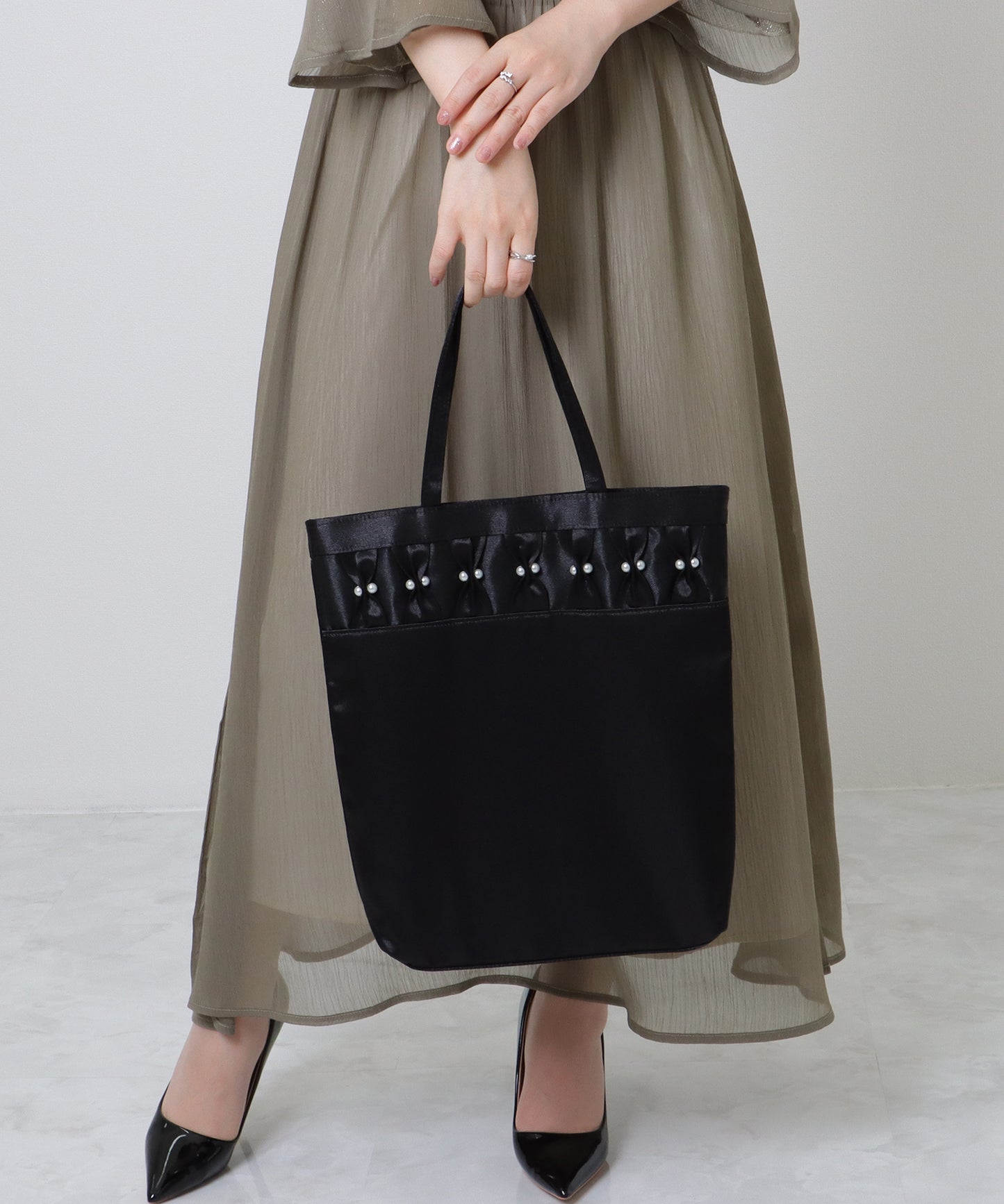 パール リボン スクエア スナップ付き トートバッグ