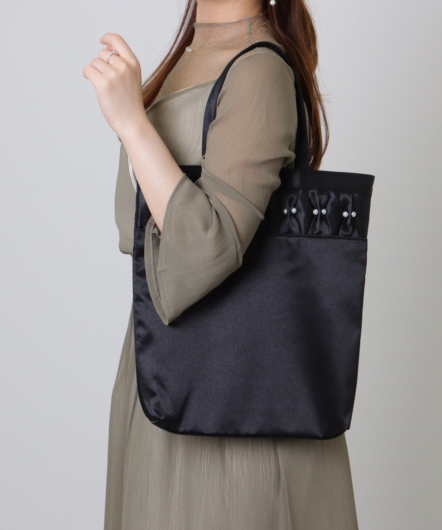 パール リボン スクエア スナップ付き トートバッグ