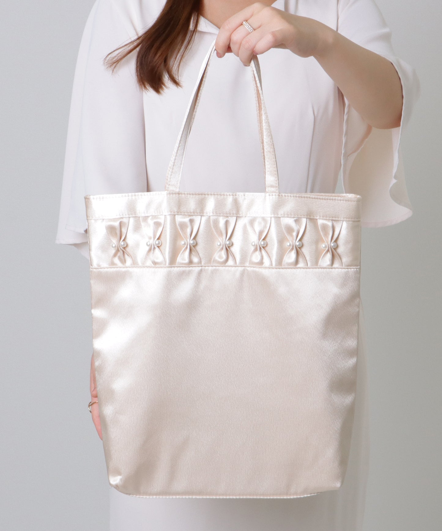 パール リボン スクエア スナップ付き トートバッグ