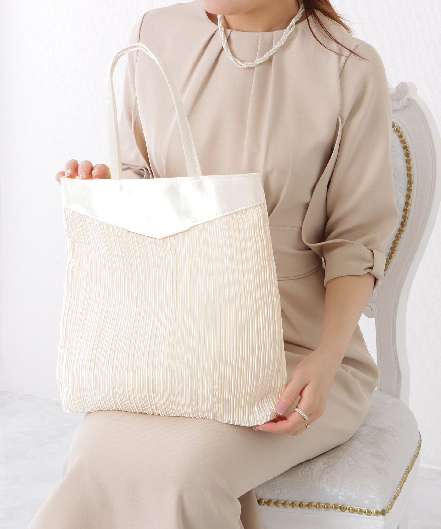 サテン プリーツ 薄型 トート バッグ