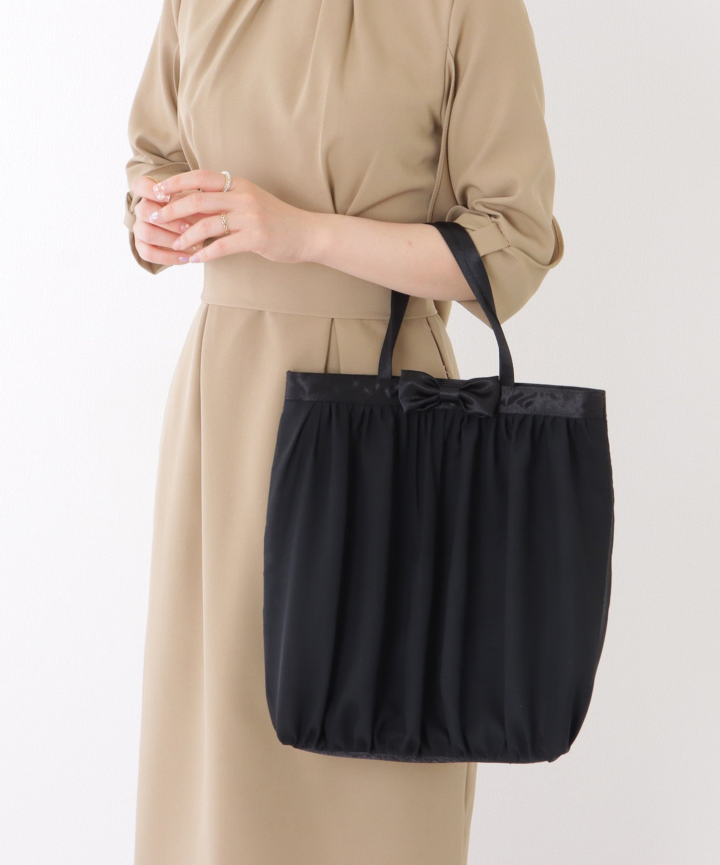 タック リボン サテン トート バッグ