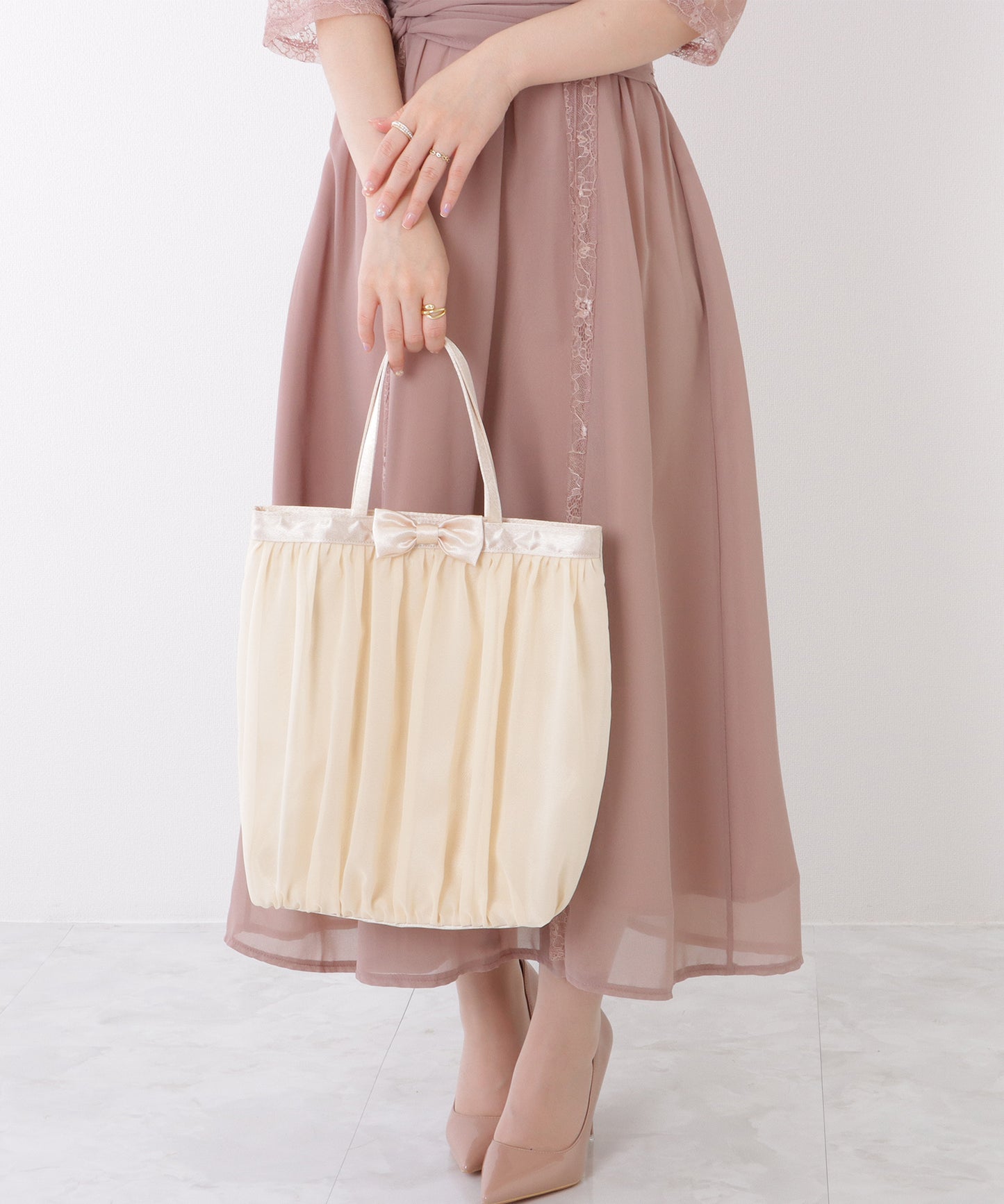 タック リボン サテン トート バッグ