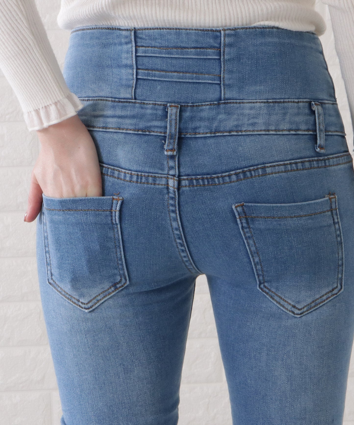 ハイウエストスキニーデニムボタンパンツ