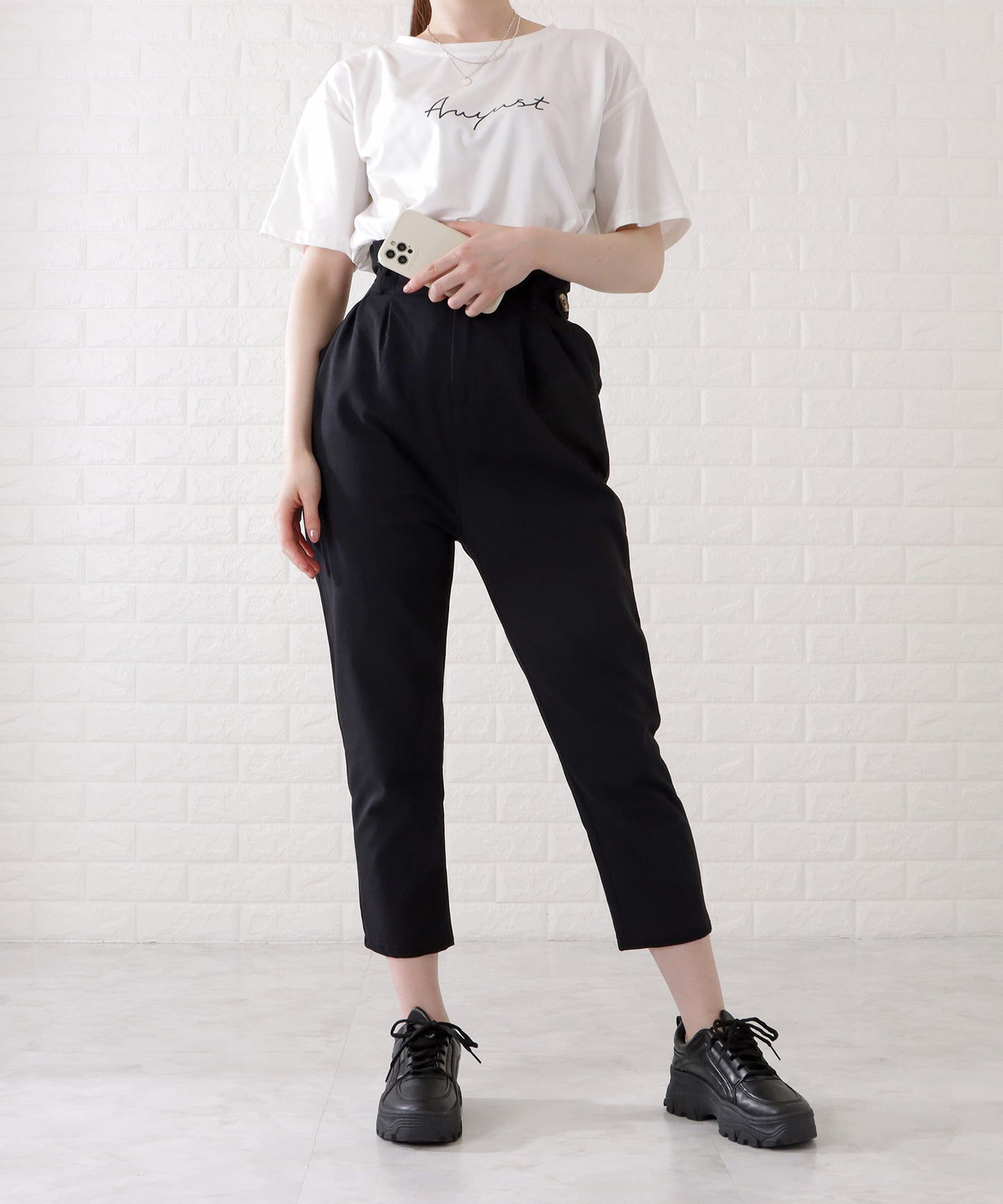 ハイウエストベルト付きクロップドパンツ