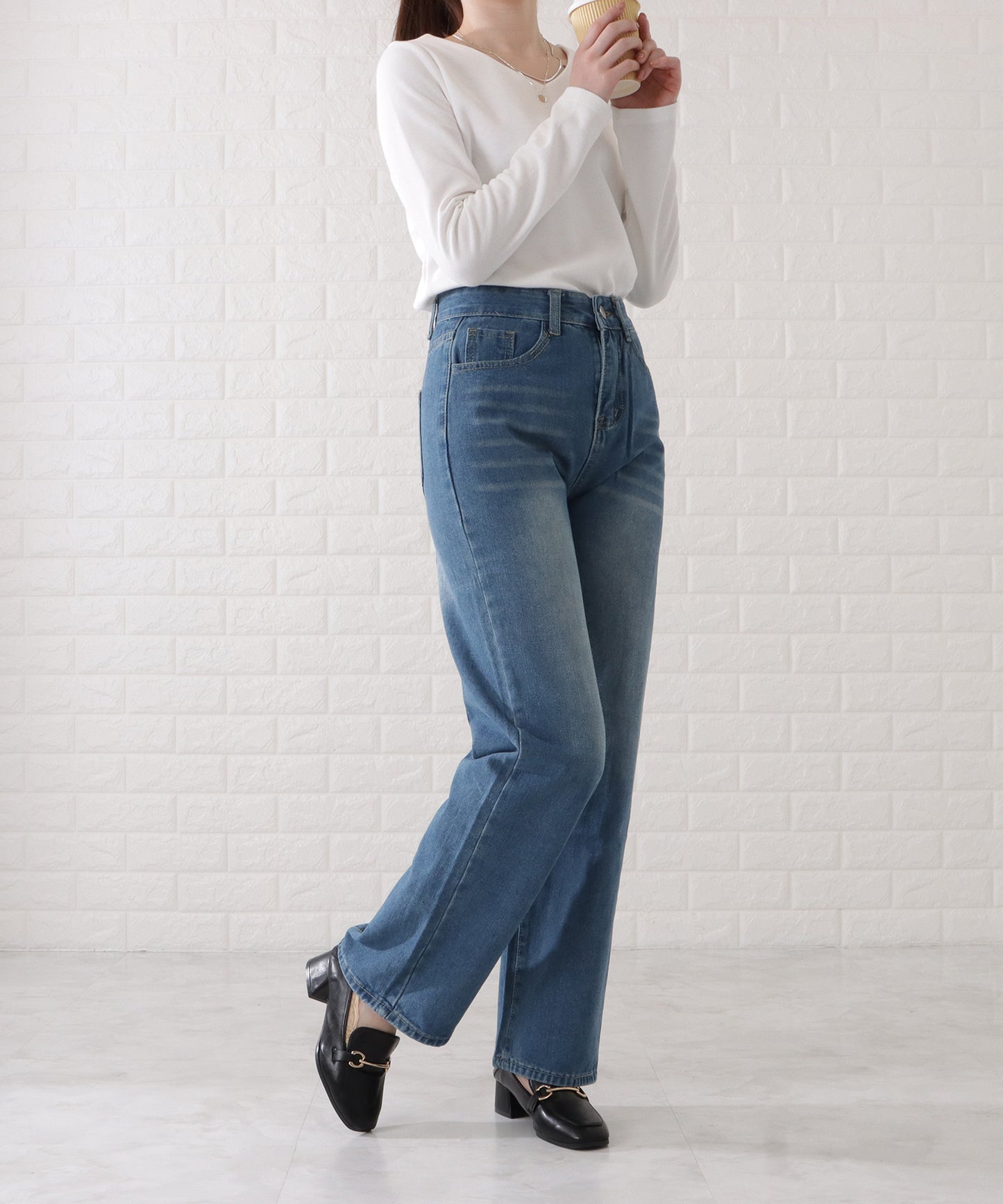 ハイウエスバックボタンデニムパンツ
