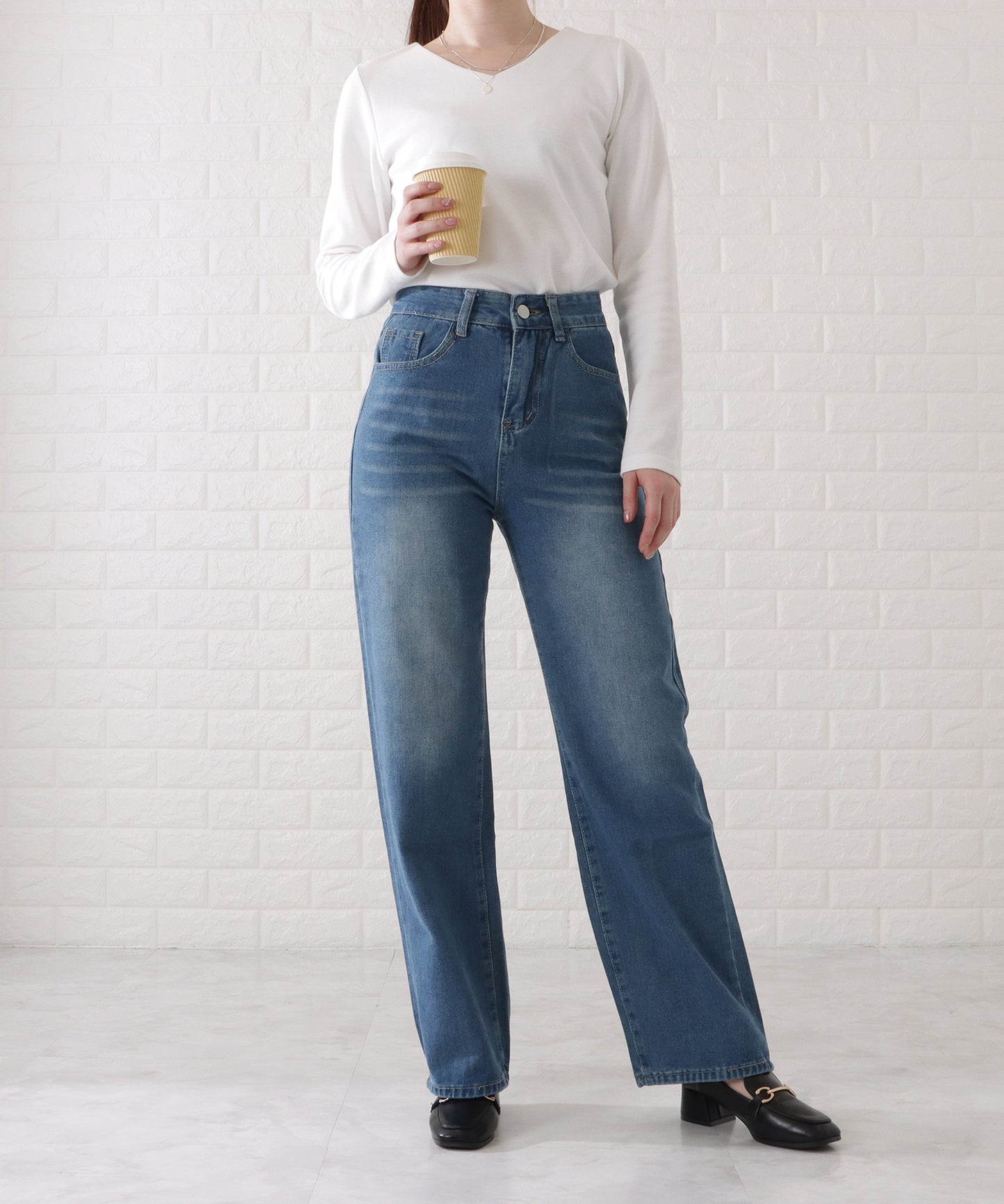 ハイウエスバックボタンデニムパンツ