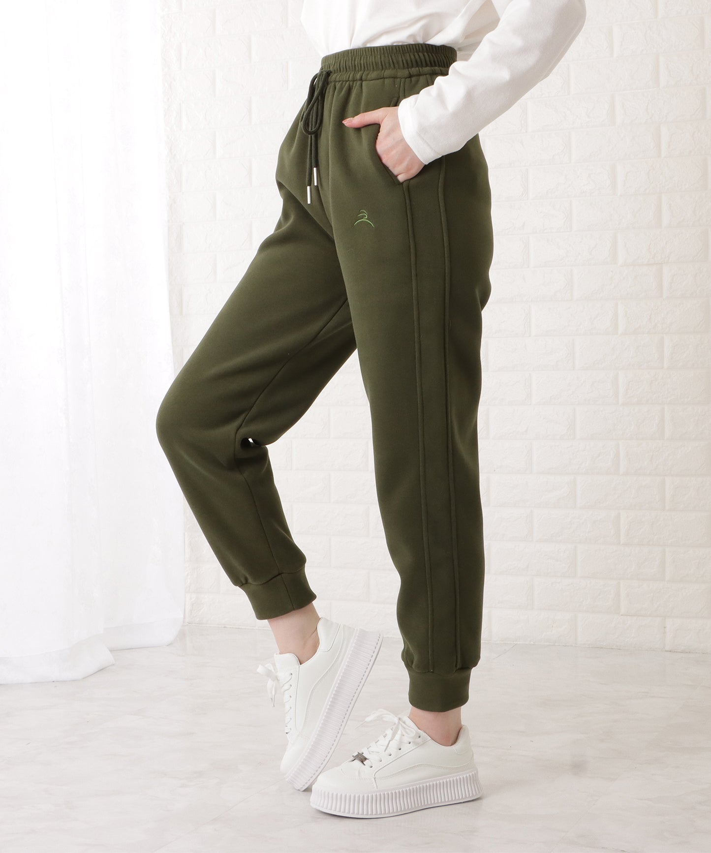 ワンポイント付ベーシックスウェットパンツ