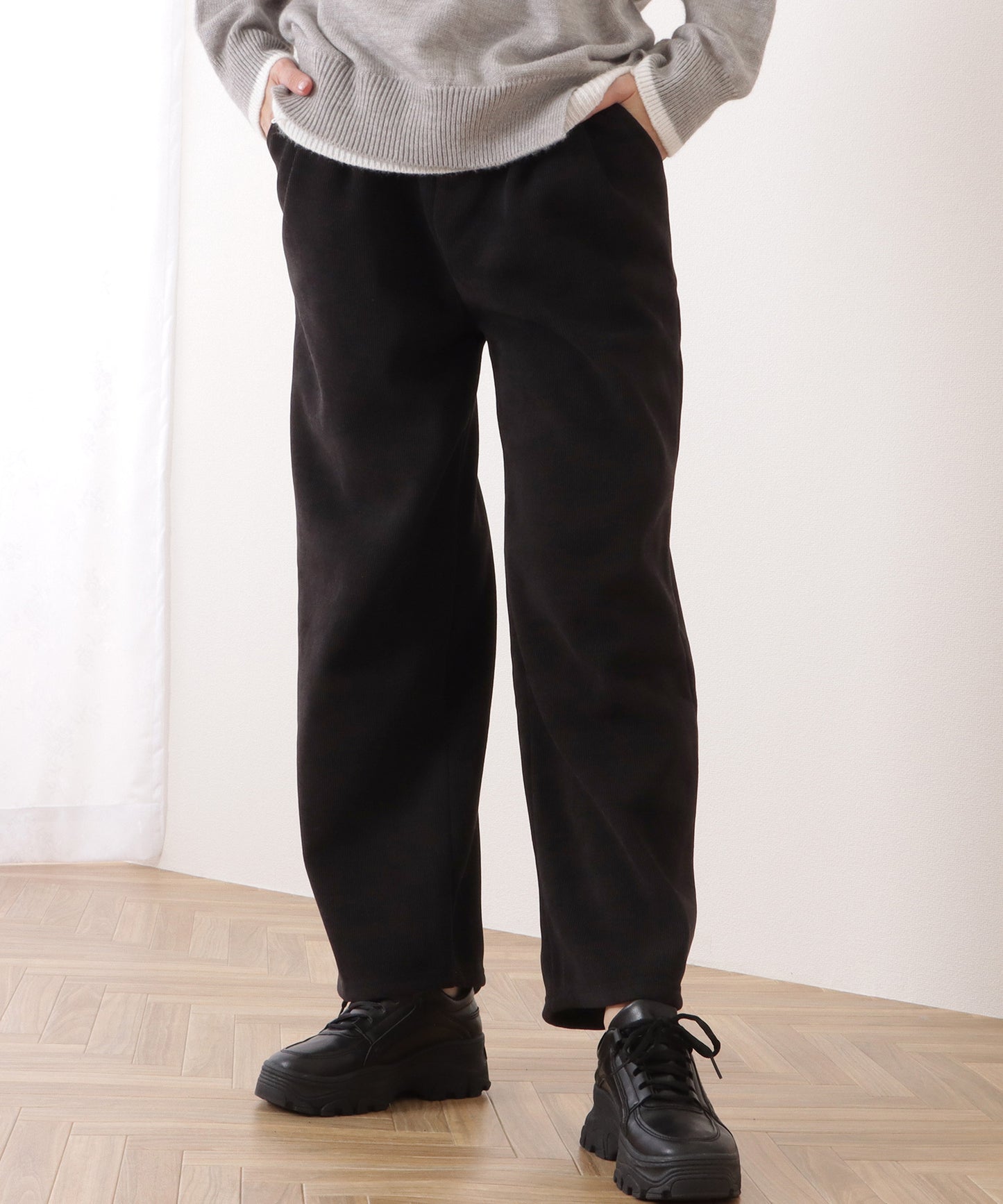 ハイウエストダブルボタンタックワイドパンツ