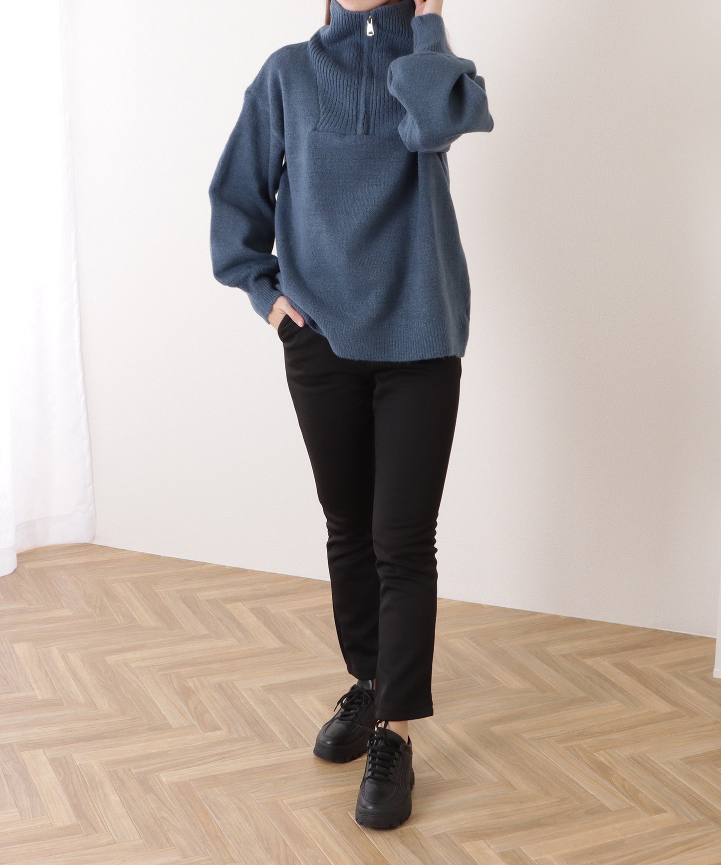裏起毛ハイウエストストレッチストレートパンツ