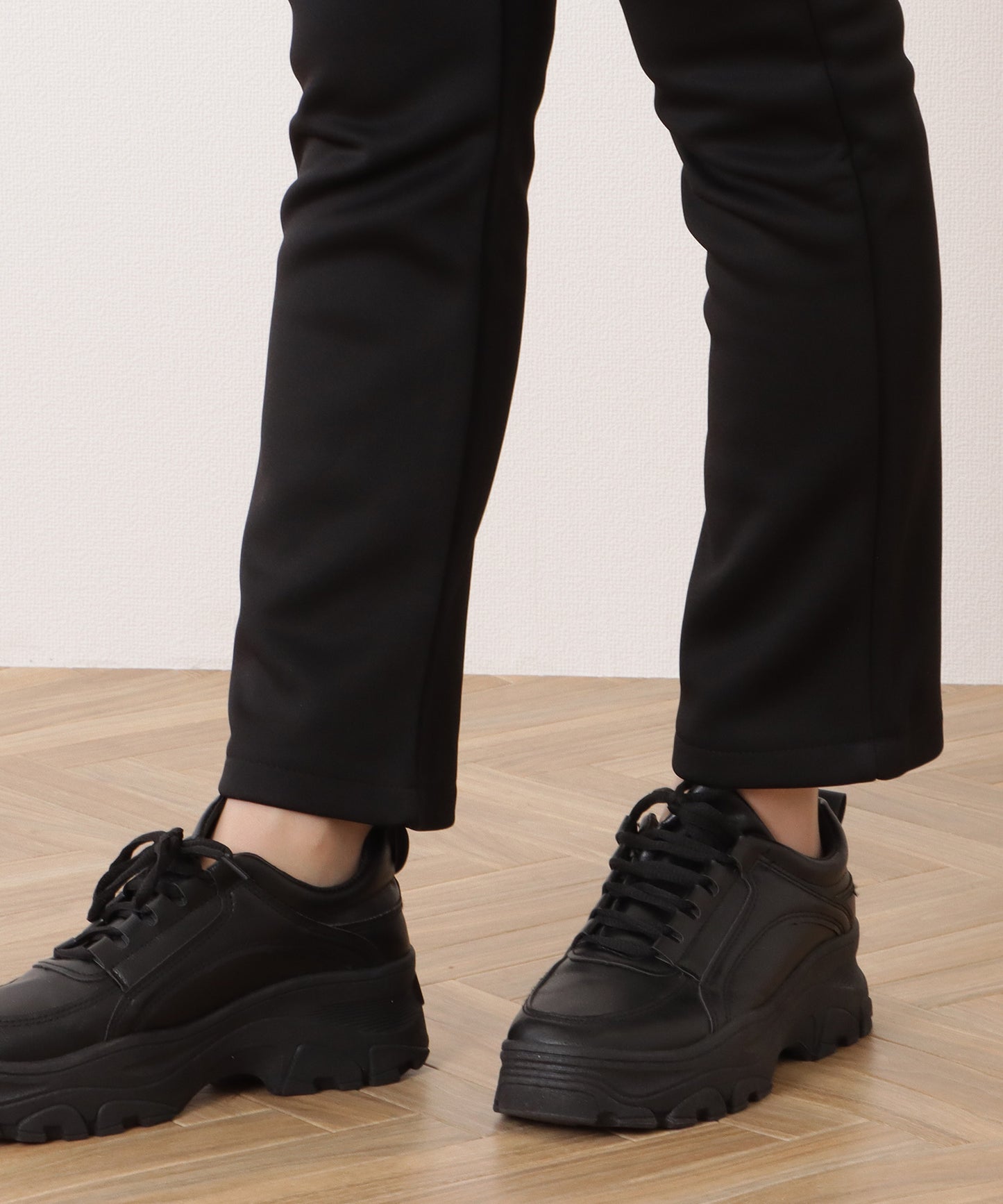 裏起毛ハイウエストストレッチストレートパンツ