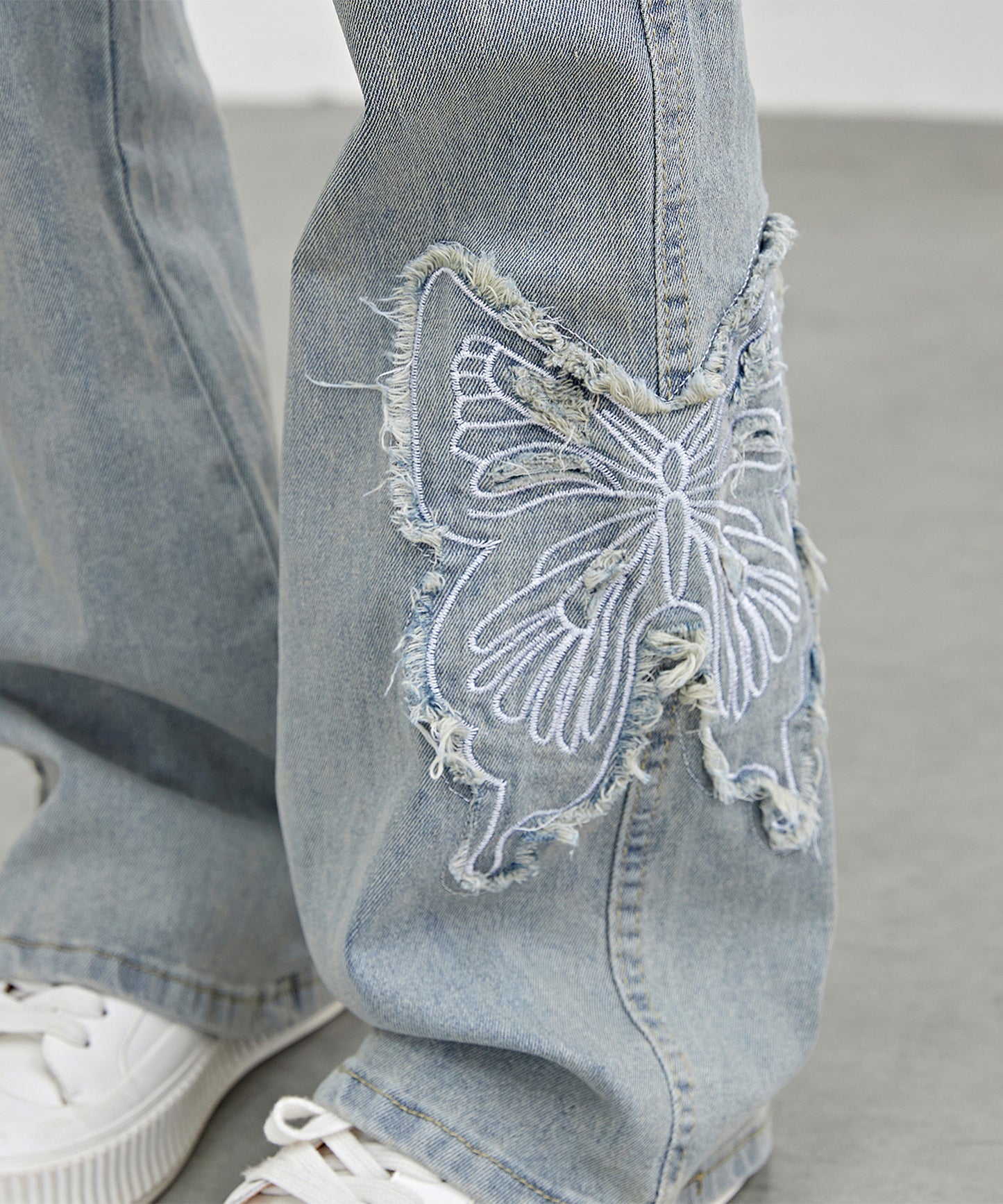 ハイウエスト バタフライ刺繍 フレア デニム パンツ