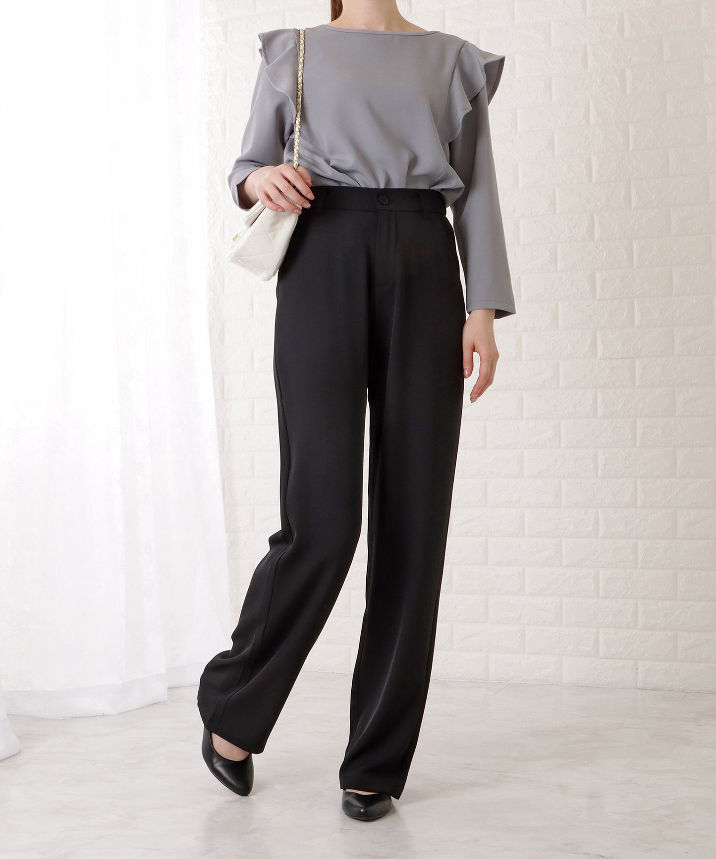 ハイウエストノンタックストレートパンツ
