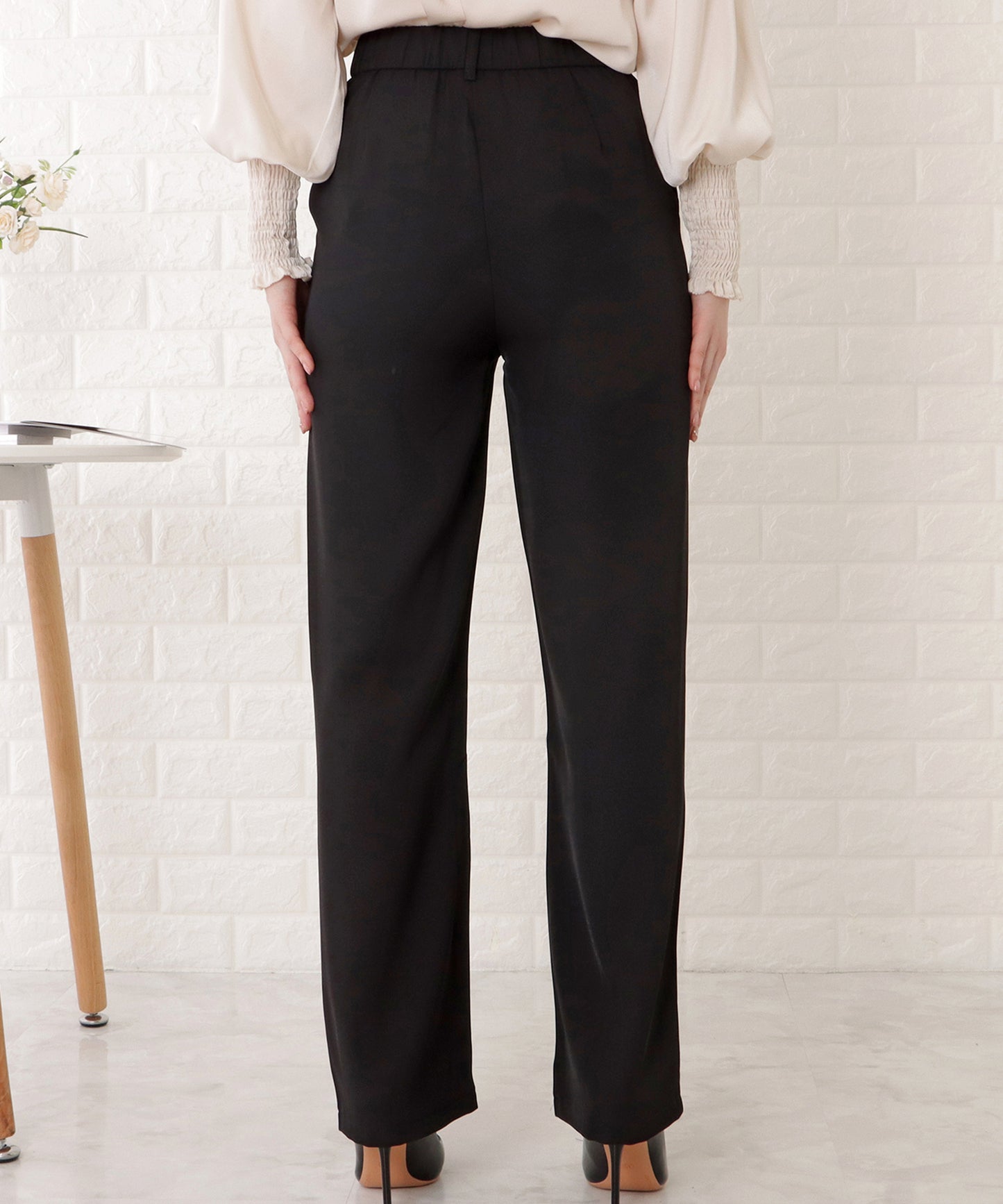 ハイウエストとろみセンタースリットパンツ