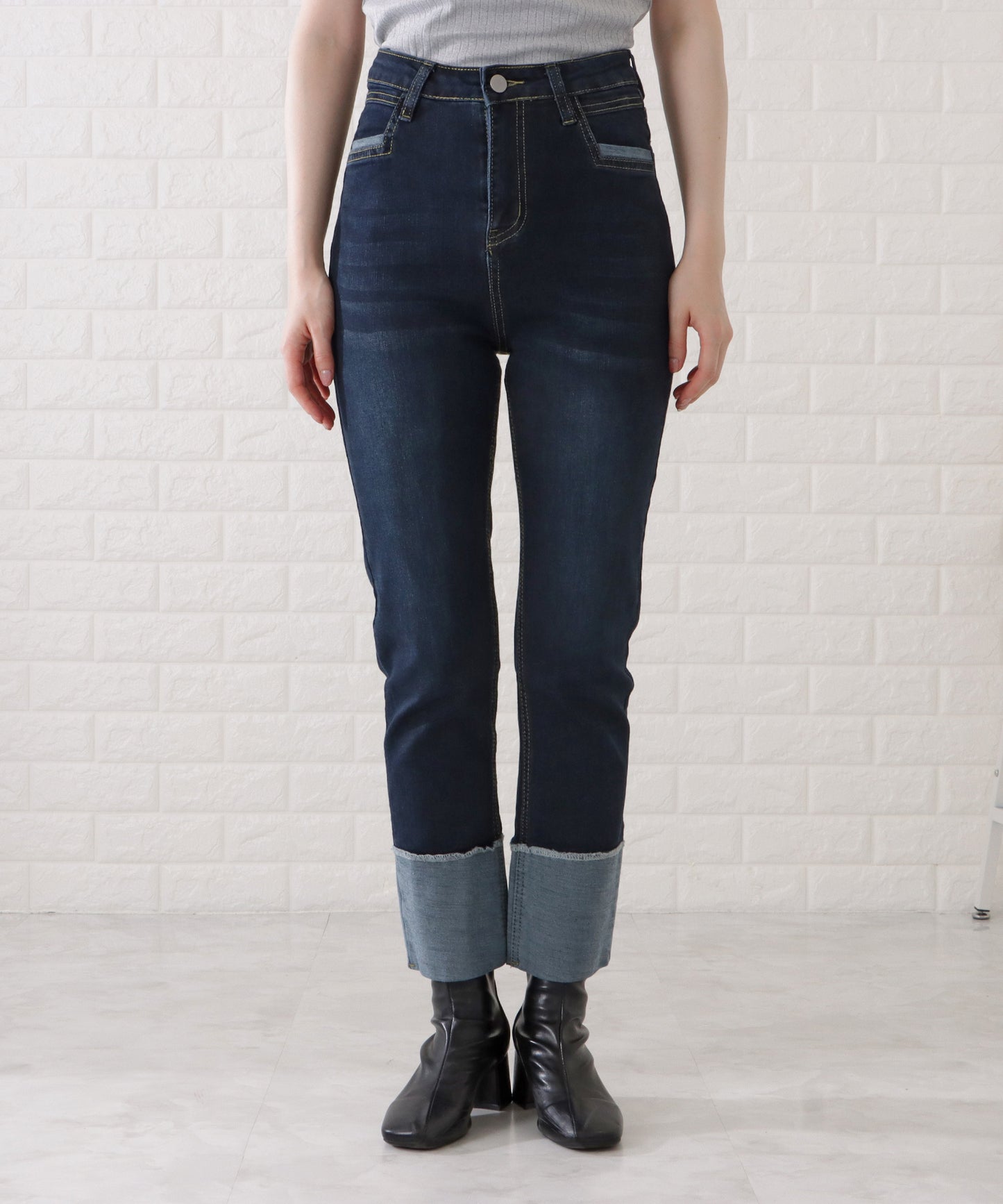 ロールアップハイウエストストレートデニムパンツ