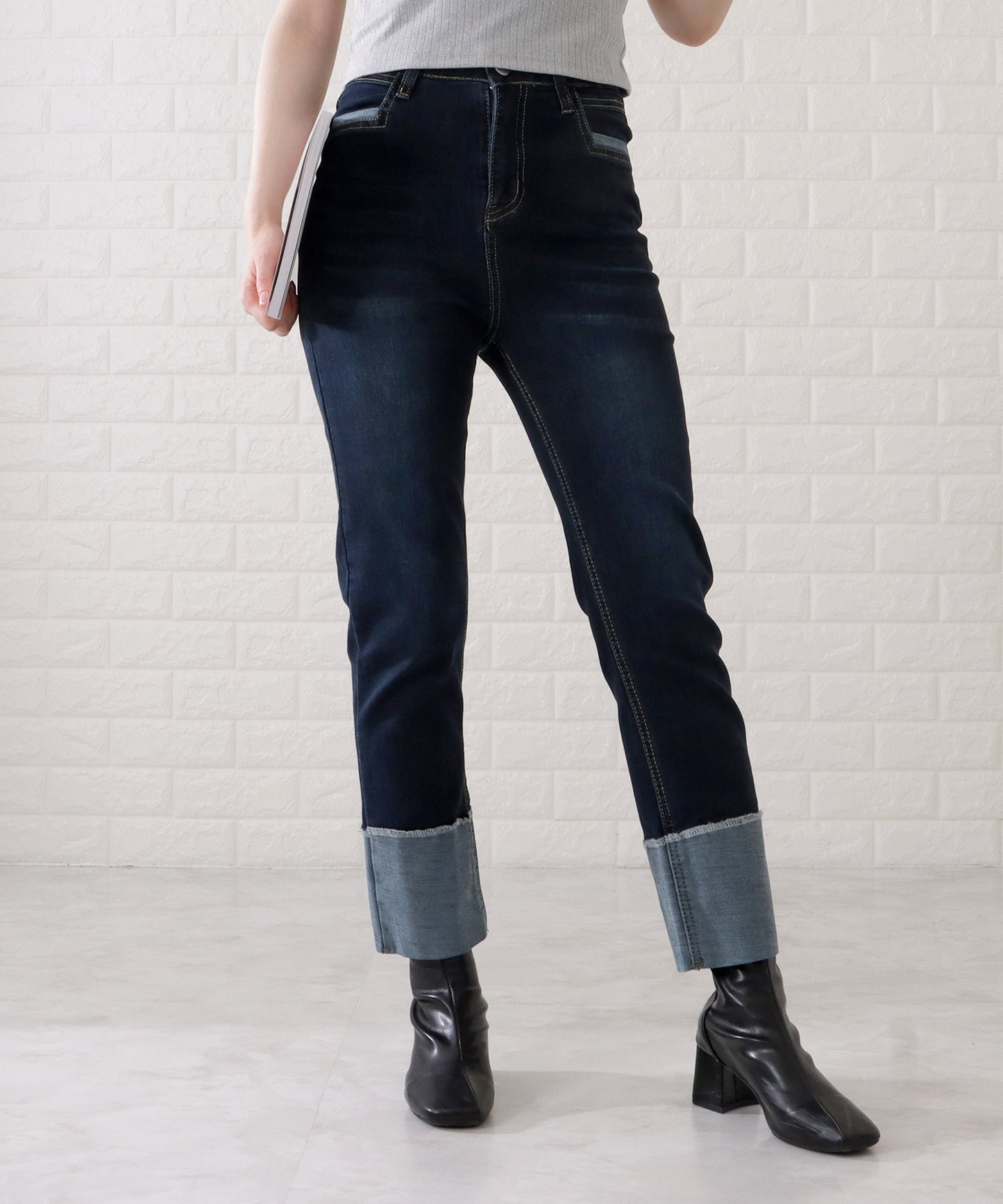 ロールアップハイウエストストレートデニムパンツ