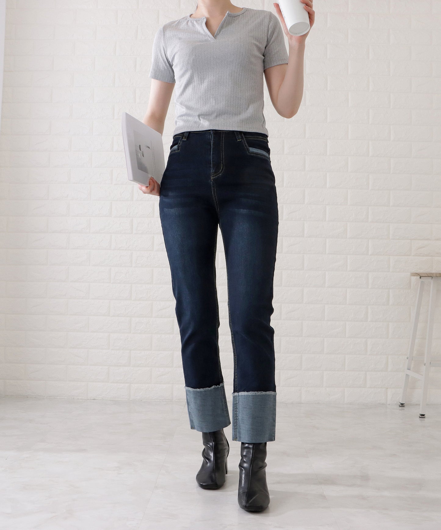 ロールアップハイウエストストレートデニムパンツ