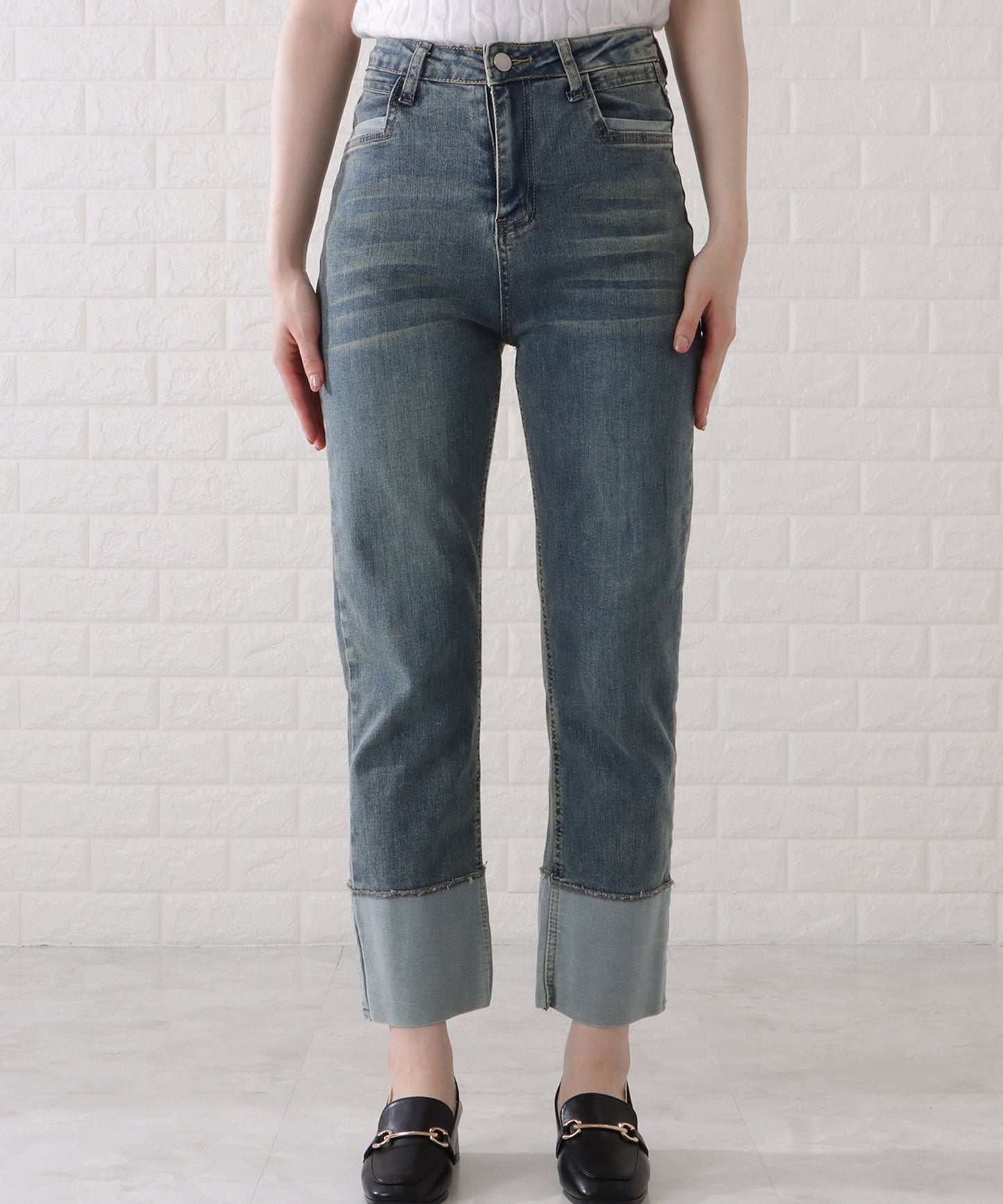 ロールアップハイウエストストレートデニムパンツ