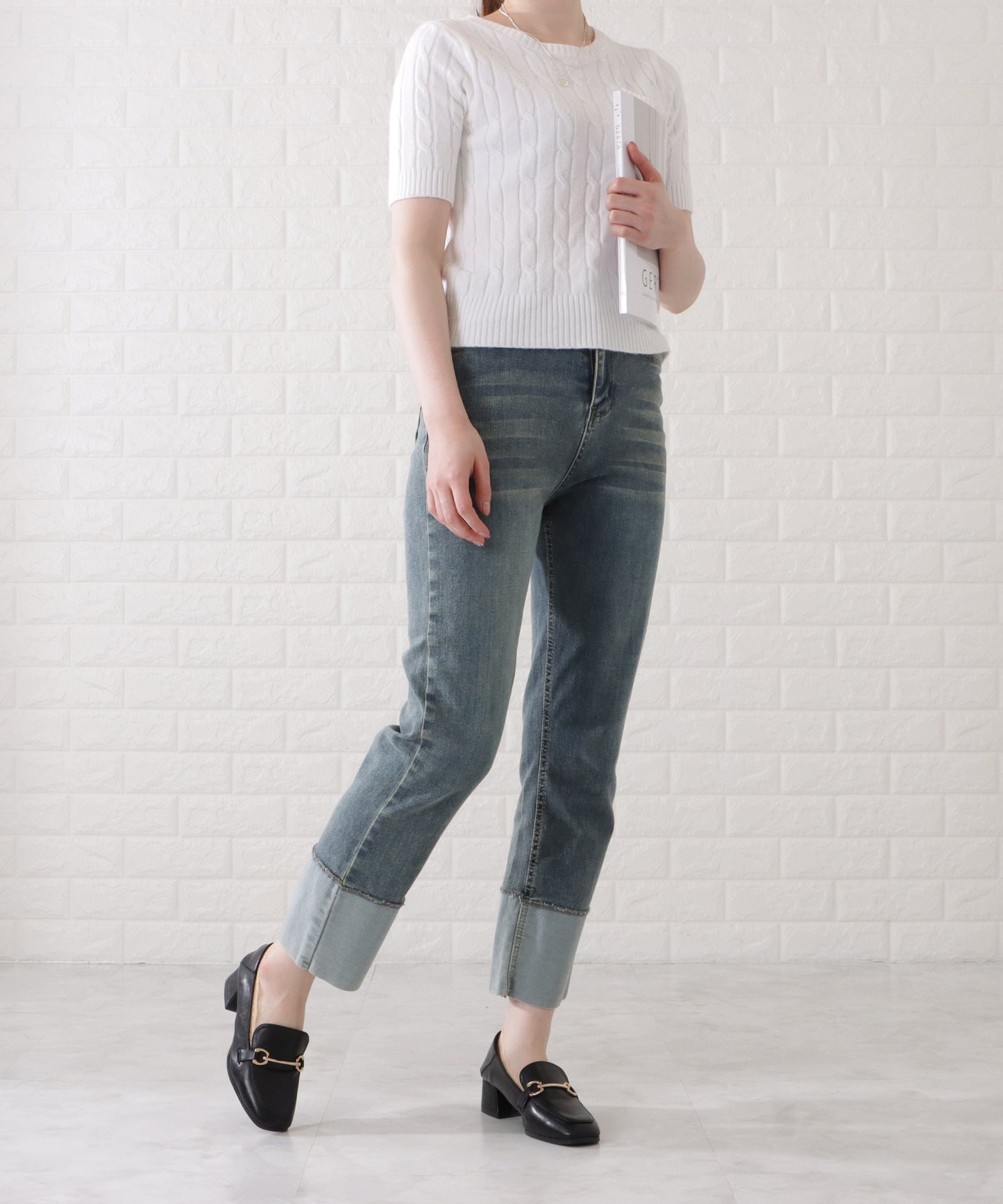 ロールアップハイウエストストレートデニムパンツ