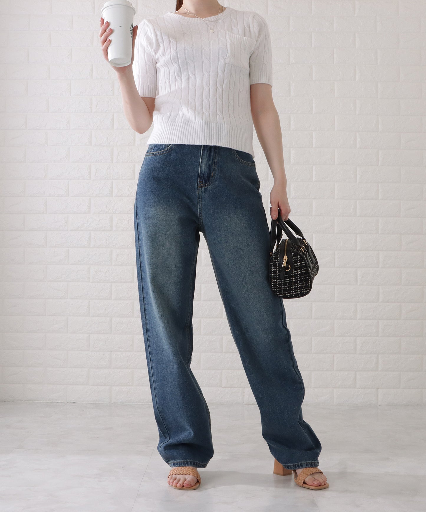 ハイウエストストレートセミワイドデニムパンツ