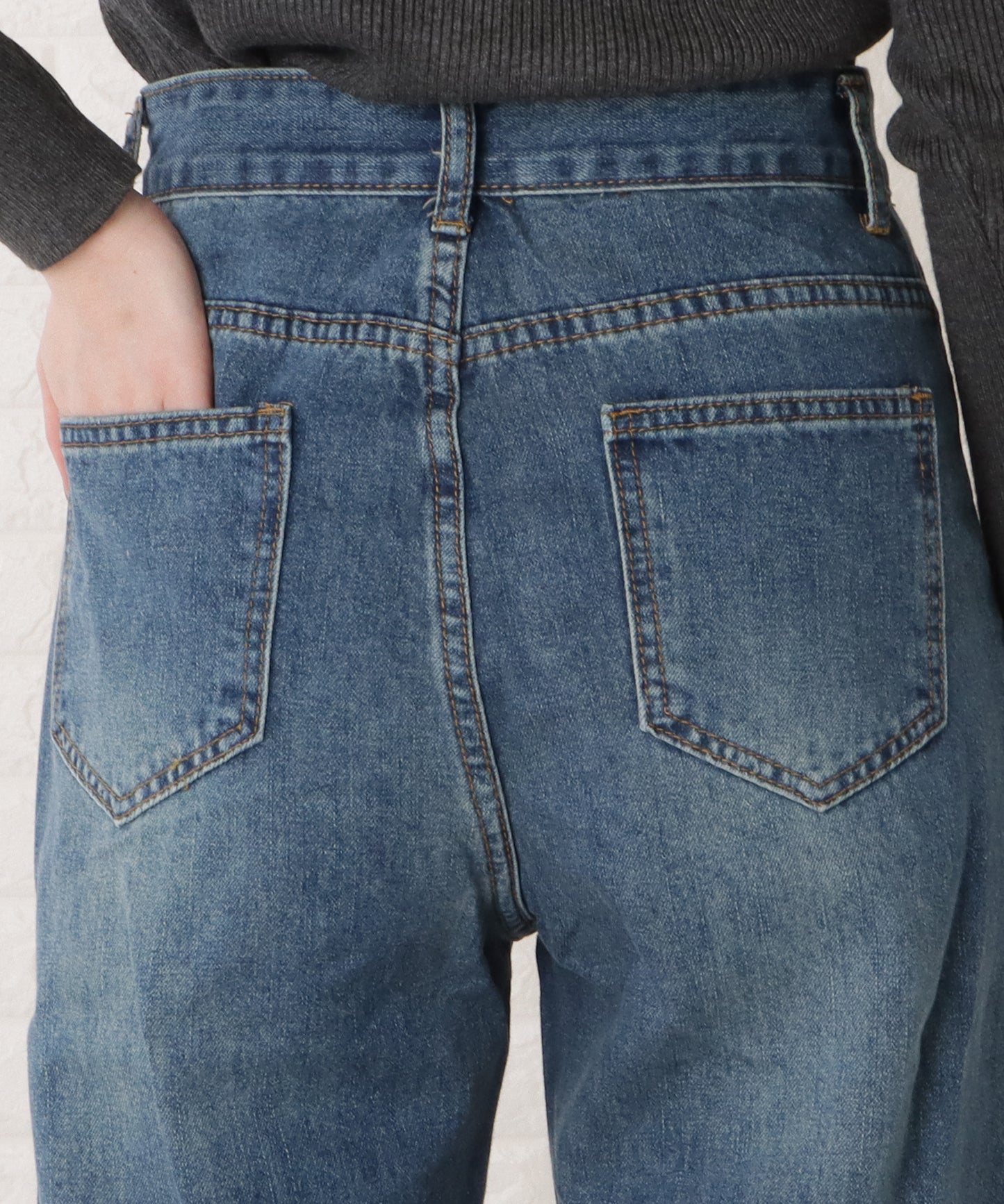 ハイウエストストレートセミワイドデニムパンツ