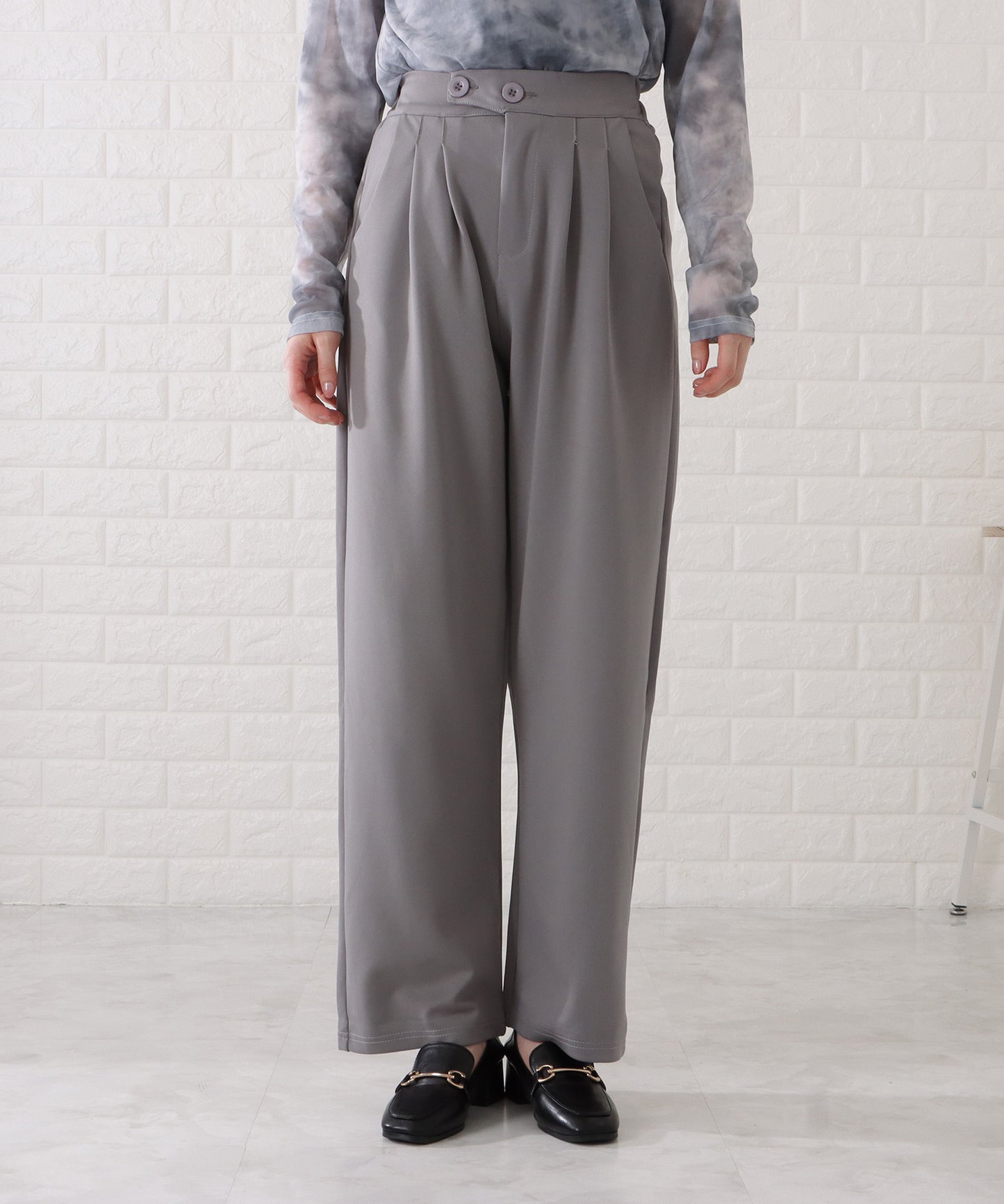 ハイウエストアシンメトリーとろみタックパンツ