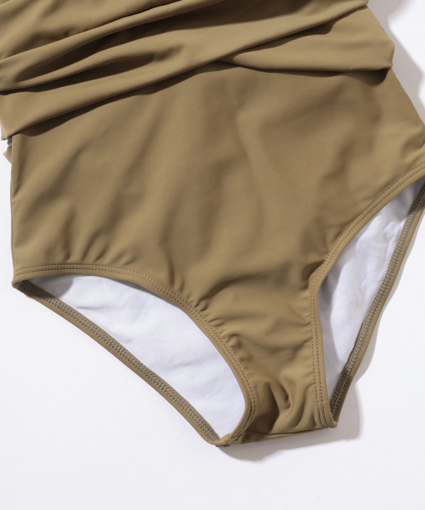 フロント 深V バックコンシャス ワンピース 水着