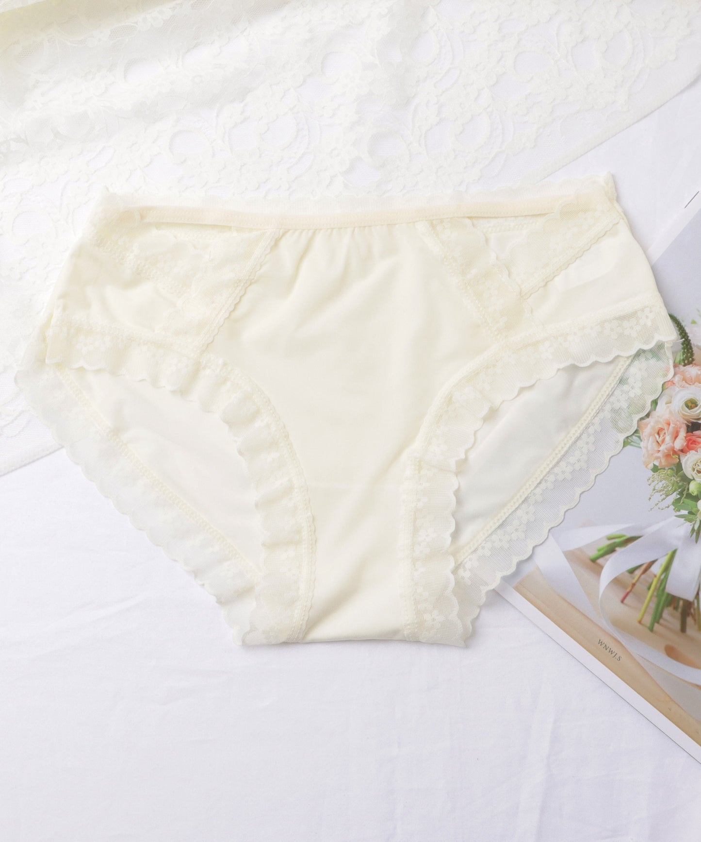【7枚セット】シンプルレースストラップ付きショーツ