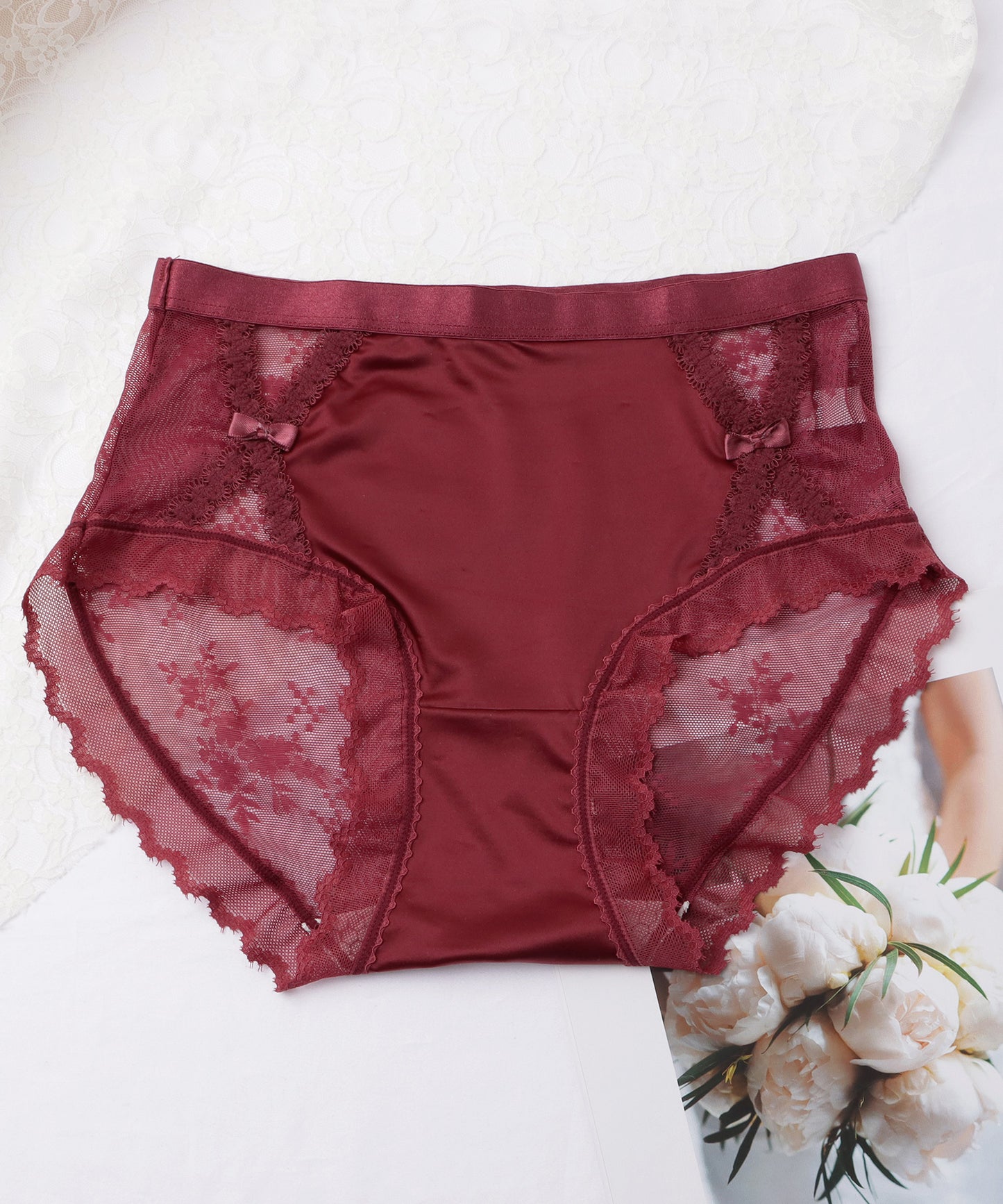 【4枚セット】レースドッキングカットアウトリボンショーツ