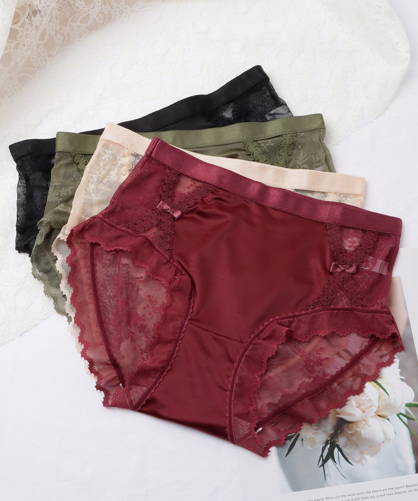 【4枚セット】レースドッキングカットアウトリボンショーツ
