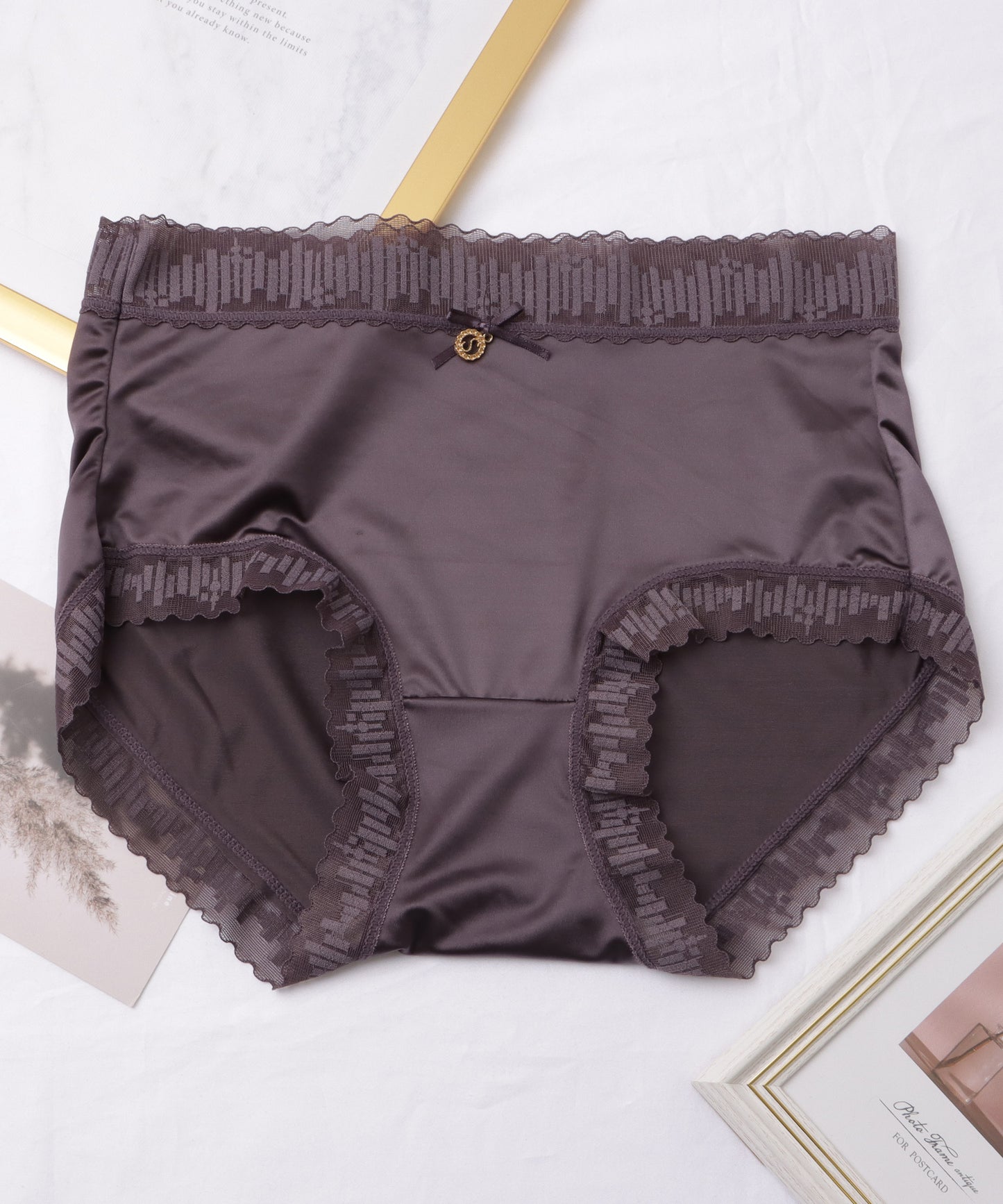 【6枚セット】チャーム付きシルクサテンデザインショーツ