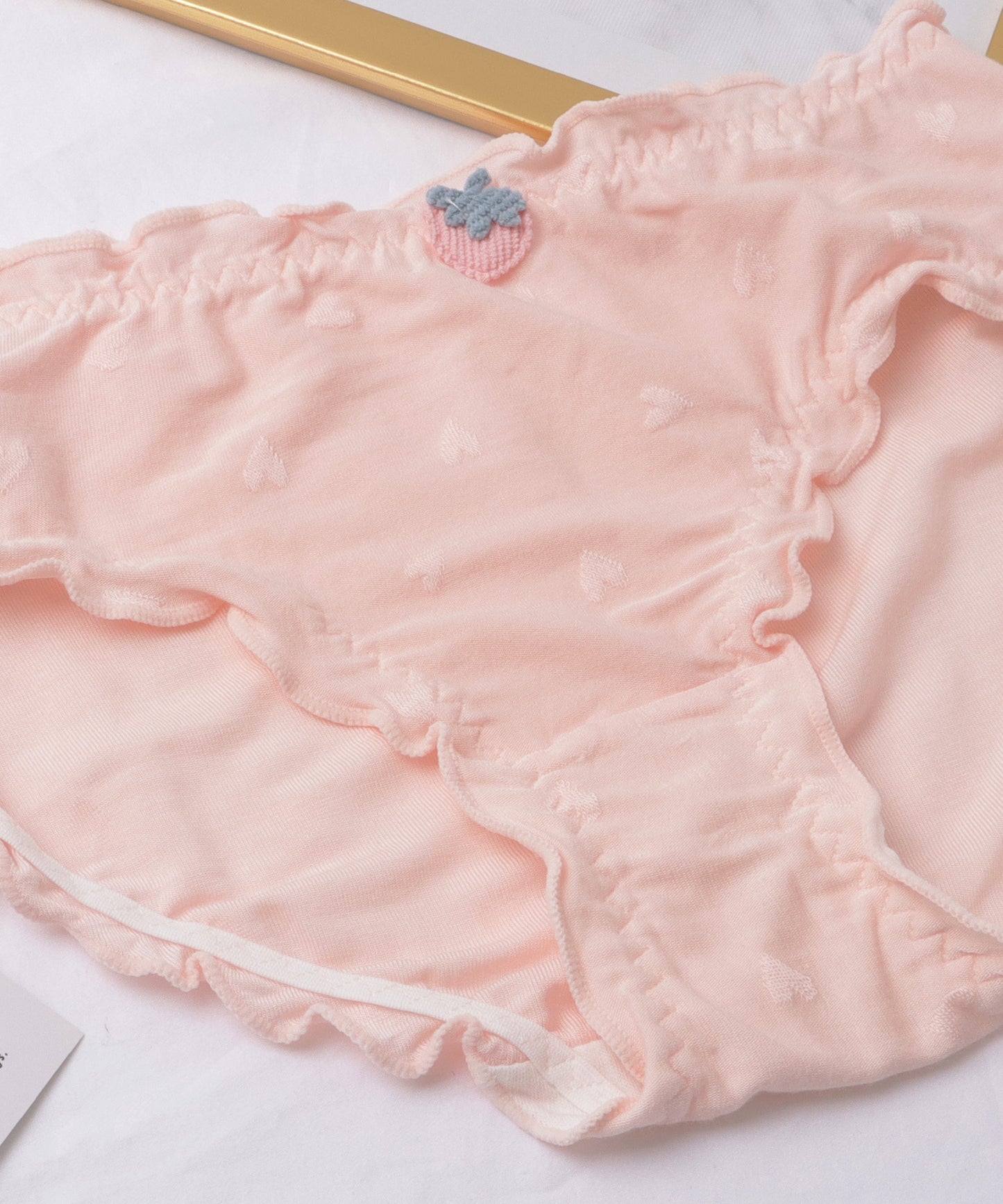 【6枚セット】ストロベリーワッペン付きフリルモダールショーツ