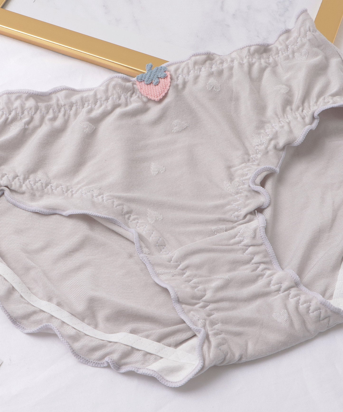 【6枚セット】ストロベリーワッペン付きフリルモダールショーツ
