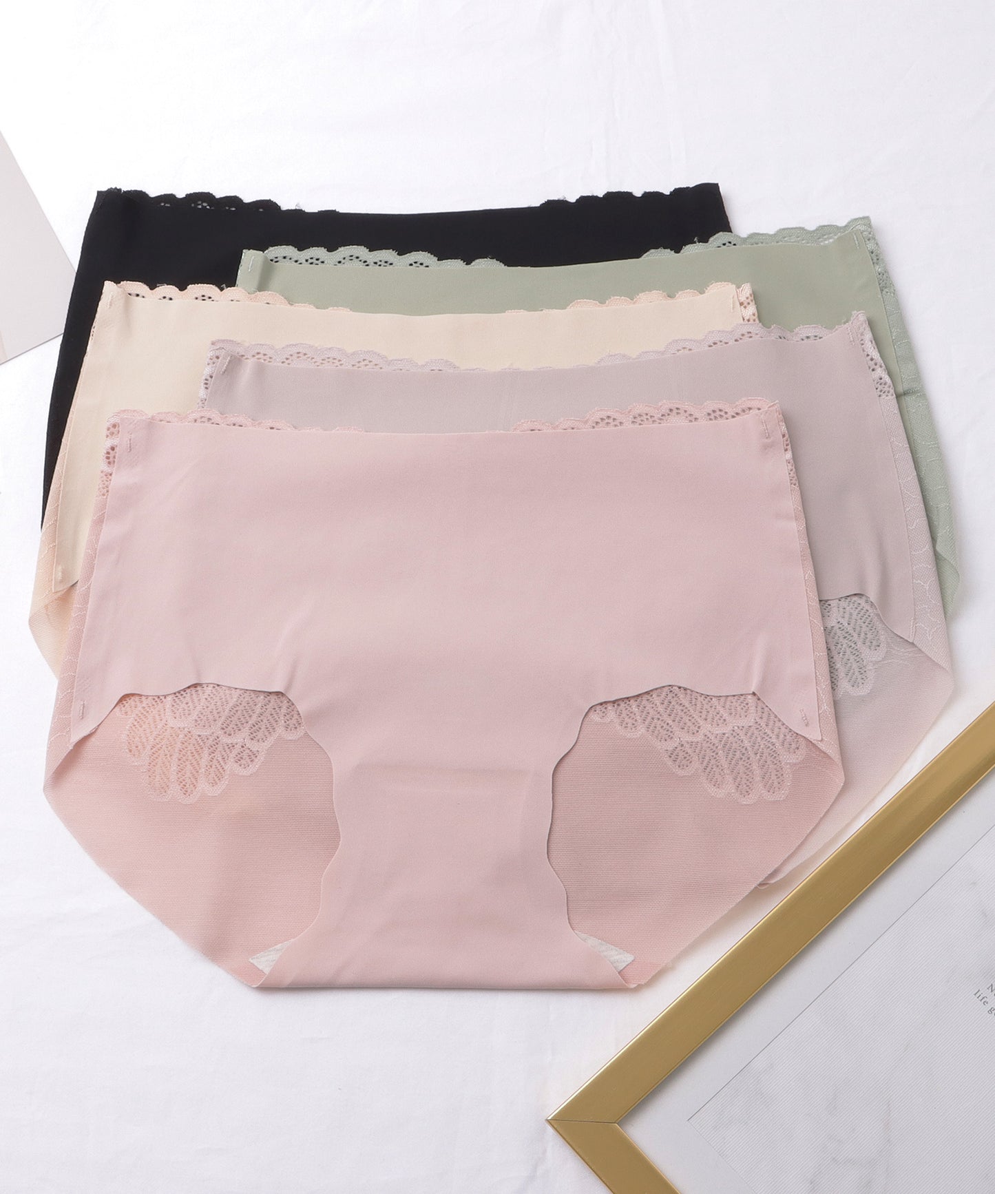 【5枚セット】バックレース ウエーブ裾 シームレス ショーツ