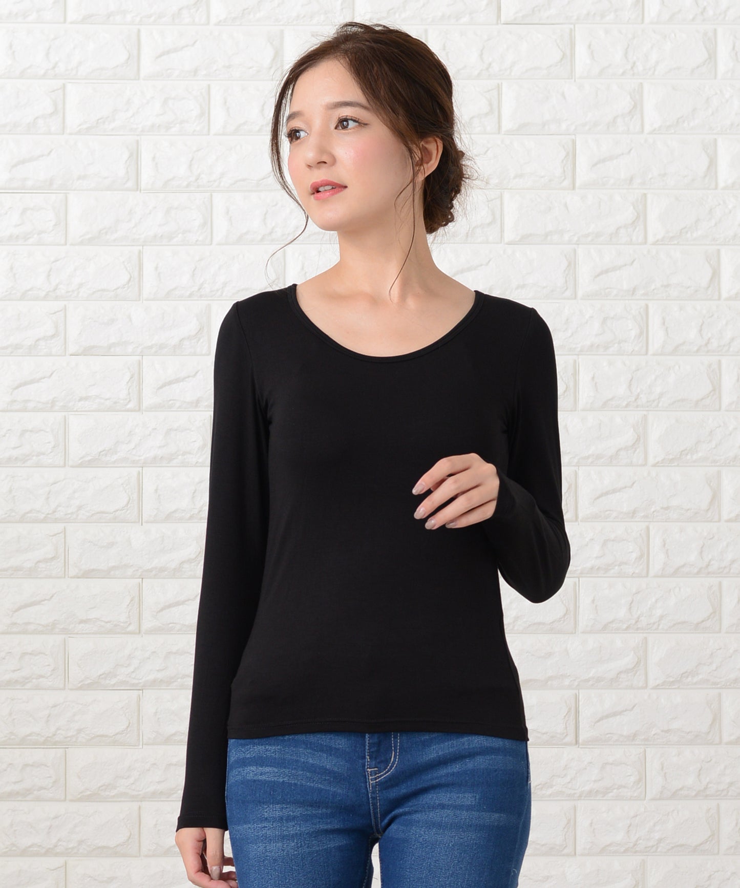 カップ付き長袖Tシャツトップスインナー