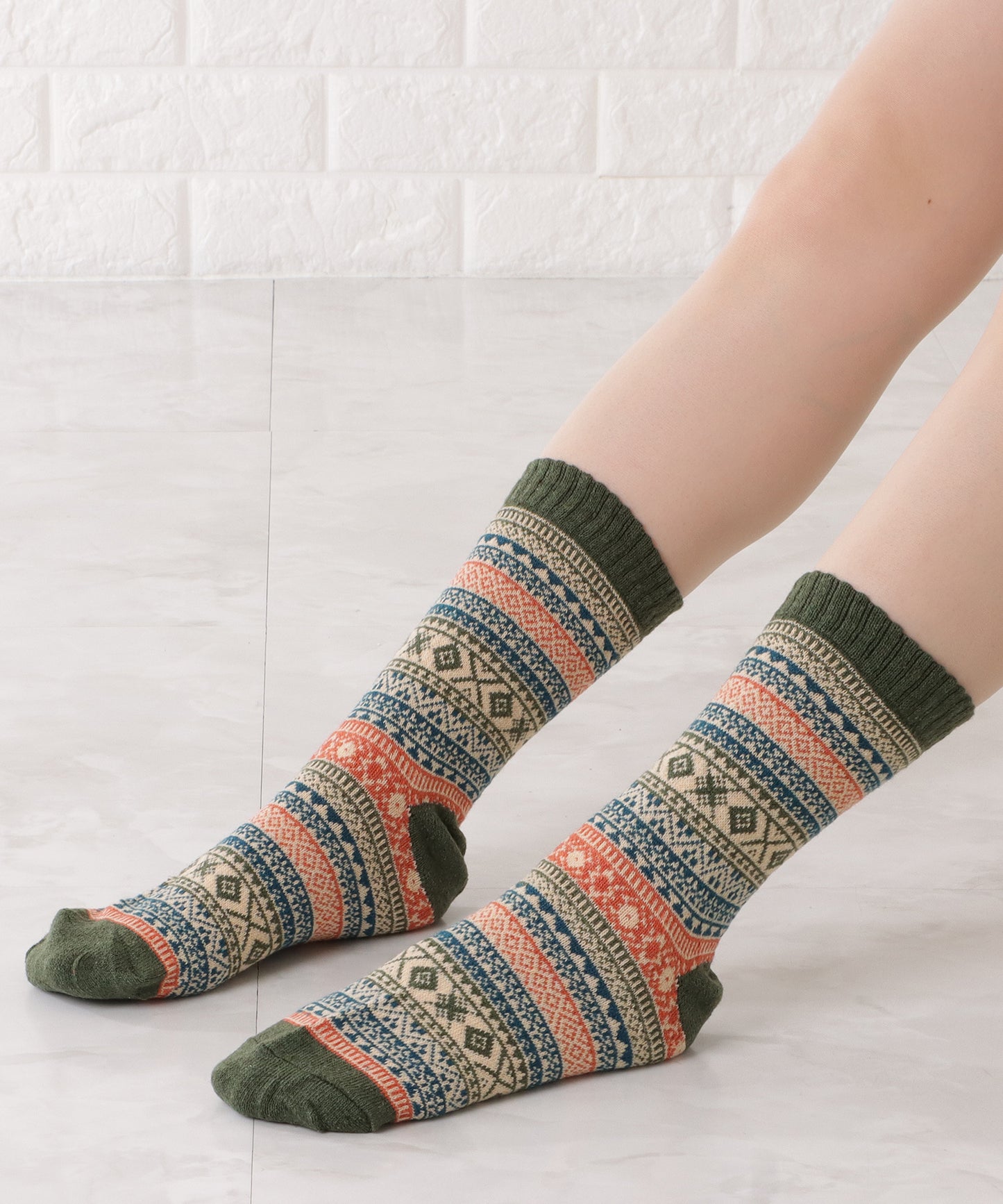 【10足セット】トライバル柄ショート丈カラーソックス