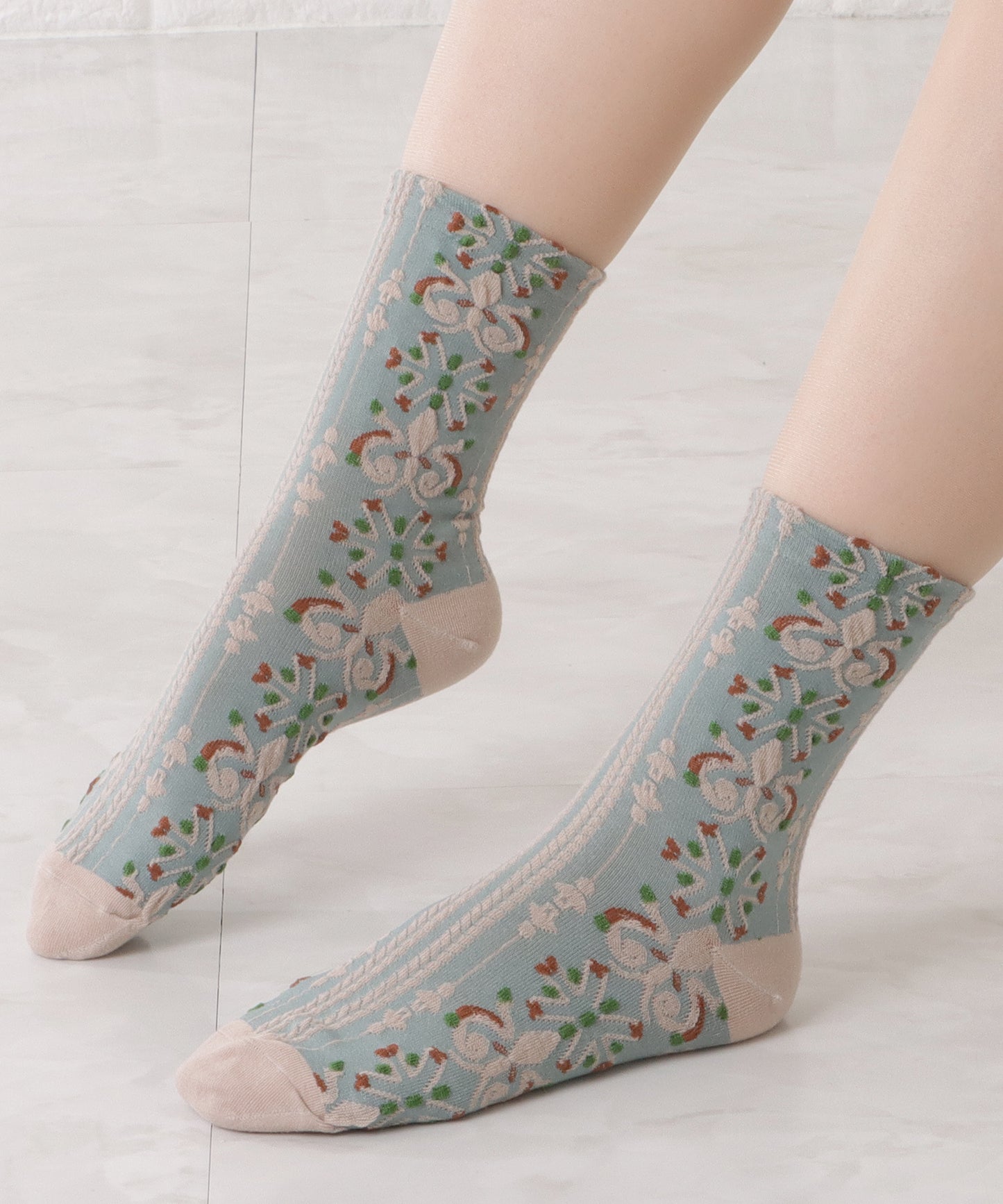 【10足セット】レトロ模様ショート丈立体ジャカードソックス
