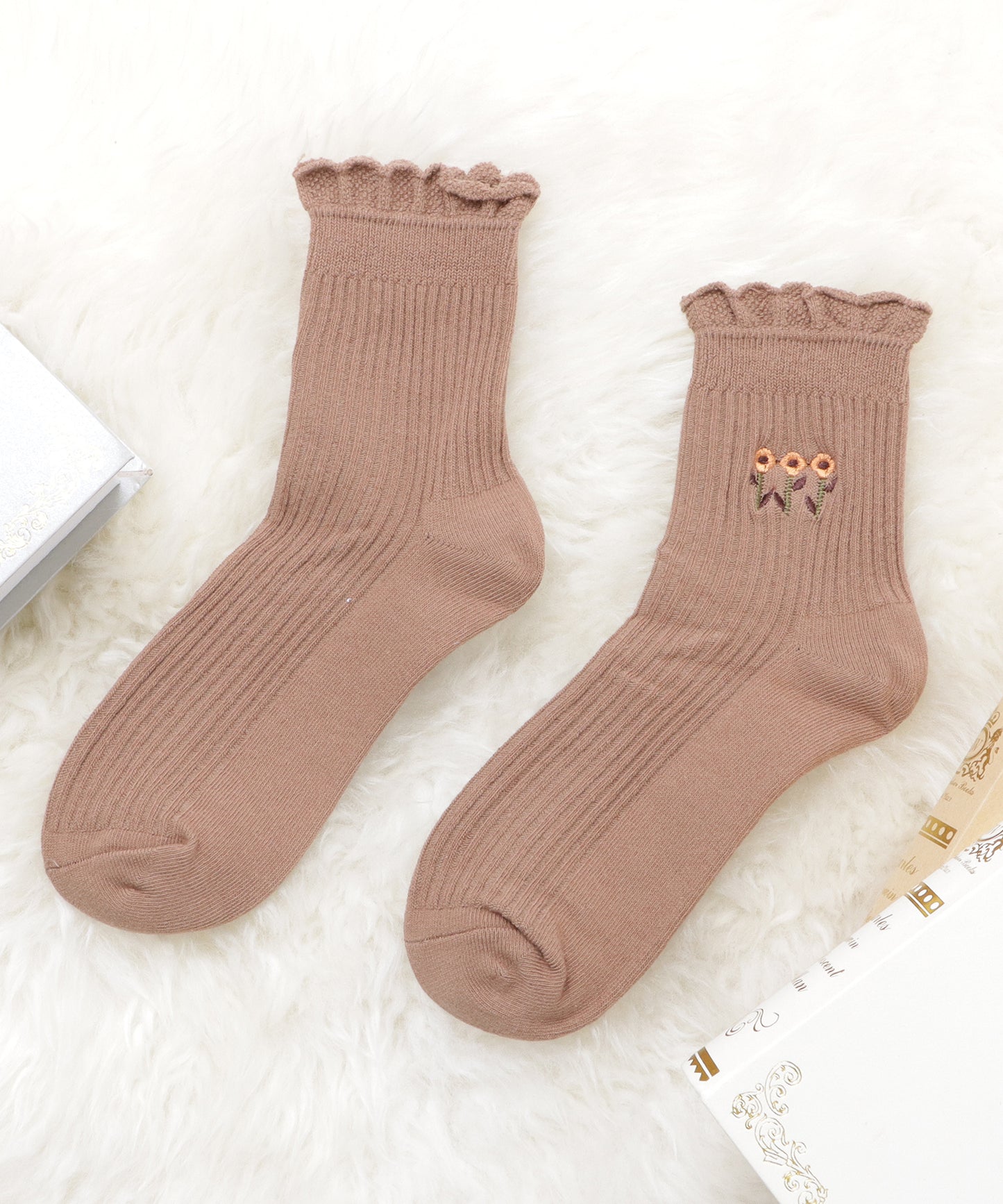 【6色組】 ワンポイント花柄刺繍ショートソックスセット