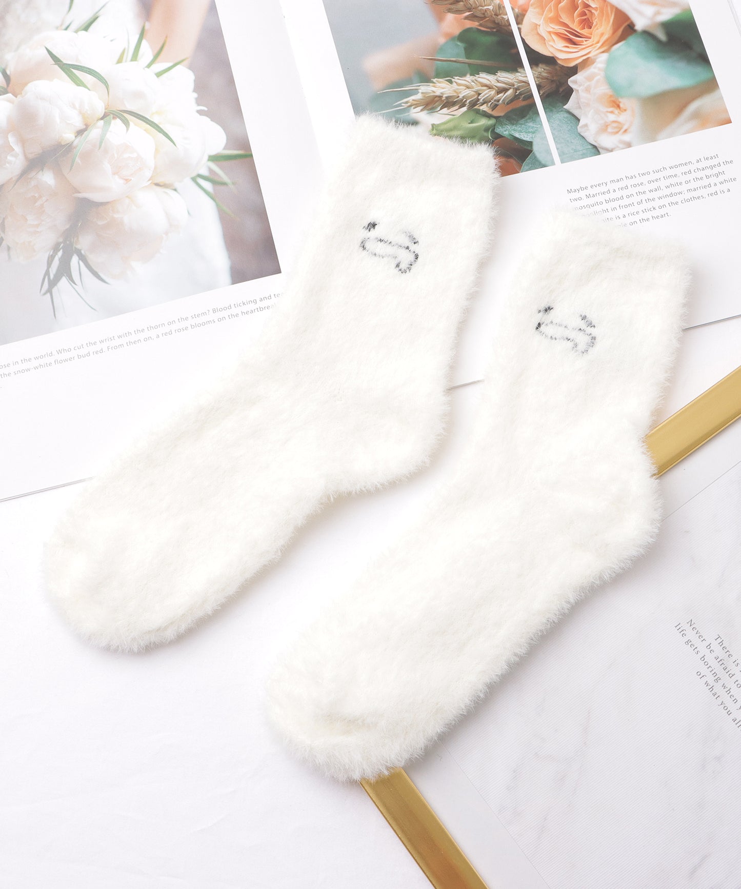 【10足セット】顔刺繍付きふわふわシャギーソックス